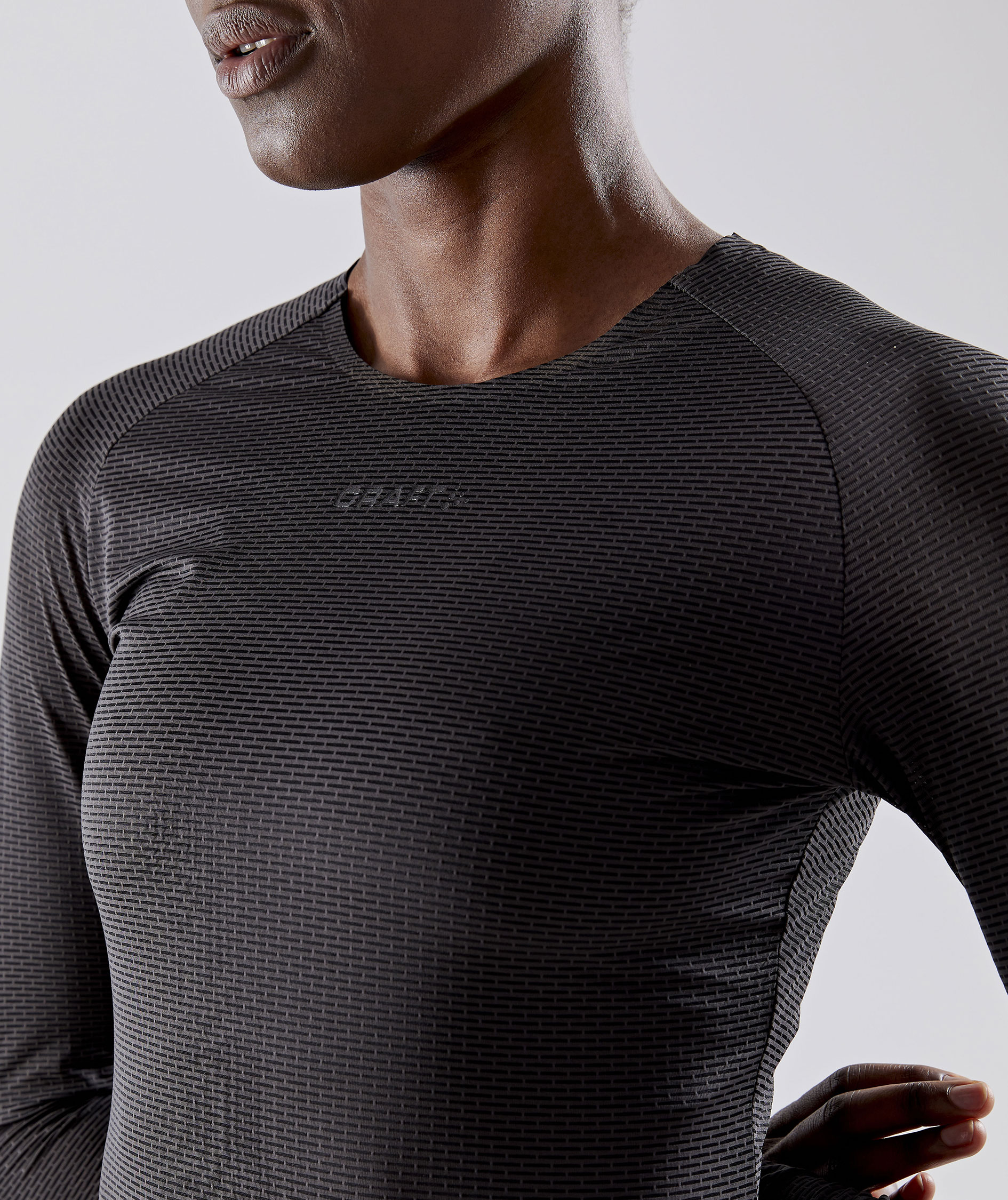 Craft PRO Dry Nanoweight women's long-sleeved T-shirt, Black, large image number 4