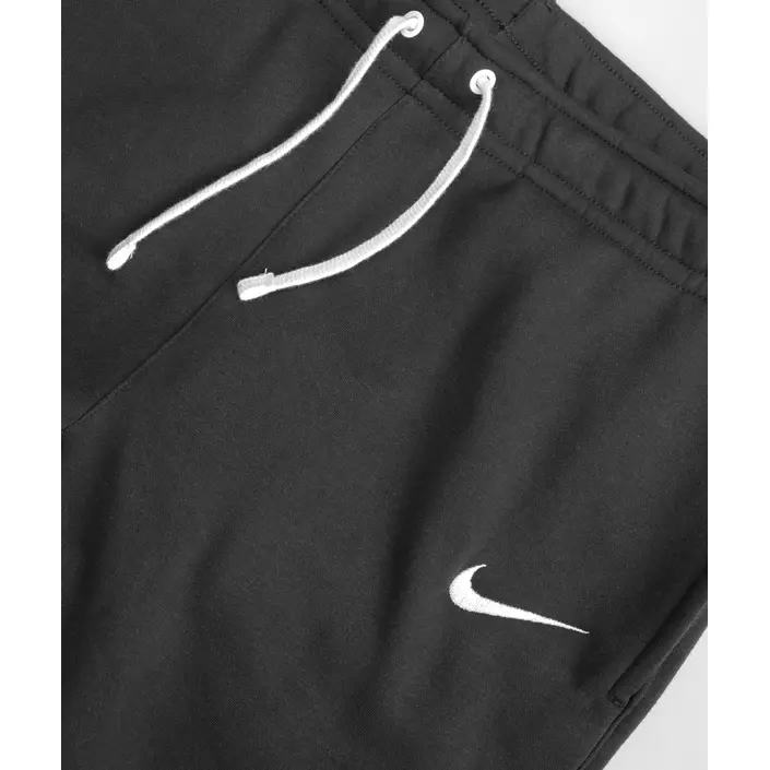 Nike Team shorts, Black, large image number 3