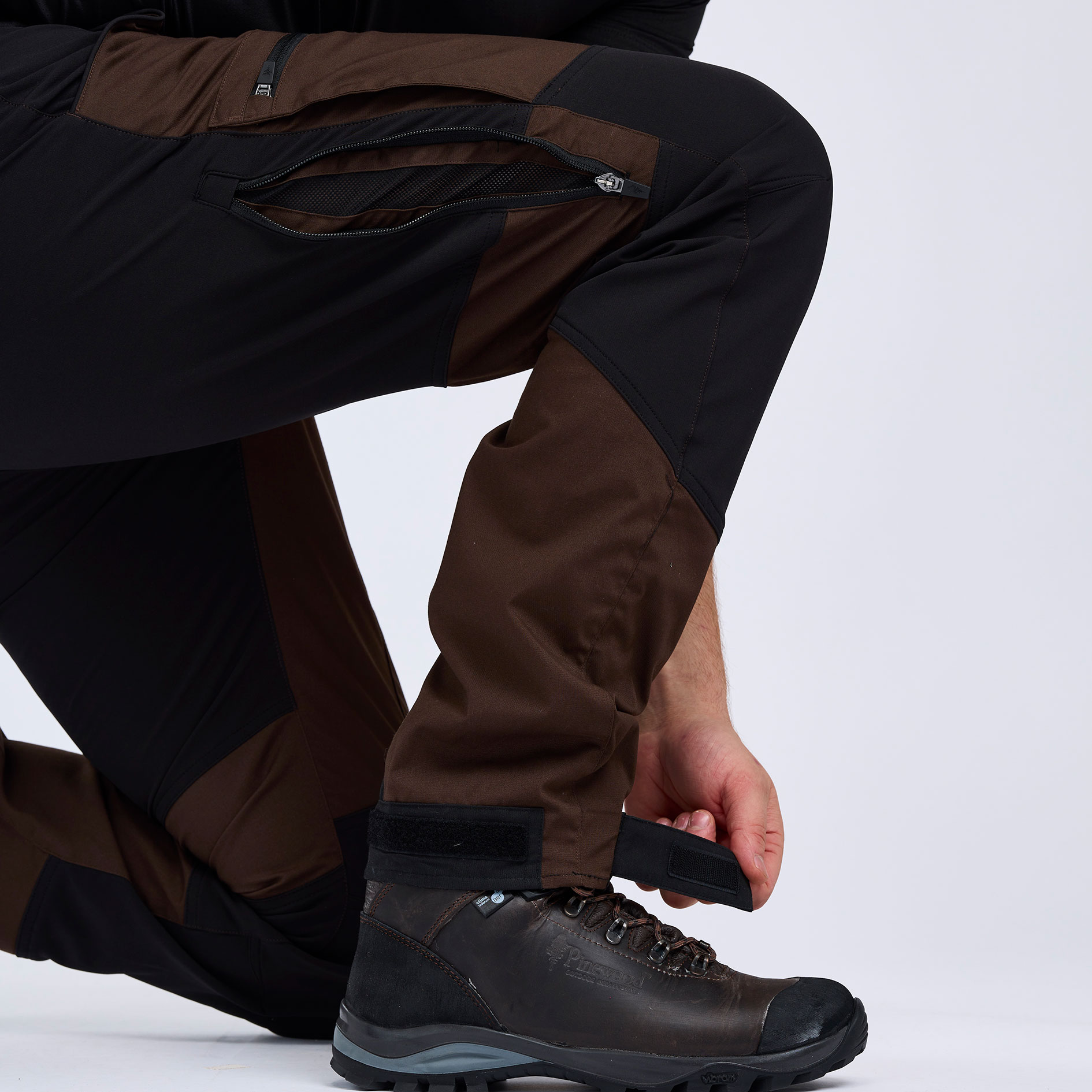 Pinewood Caribou TC bukser, Dark Brown/Black, large image number 6