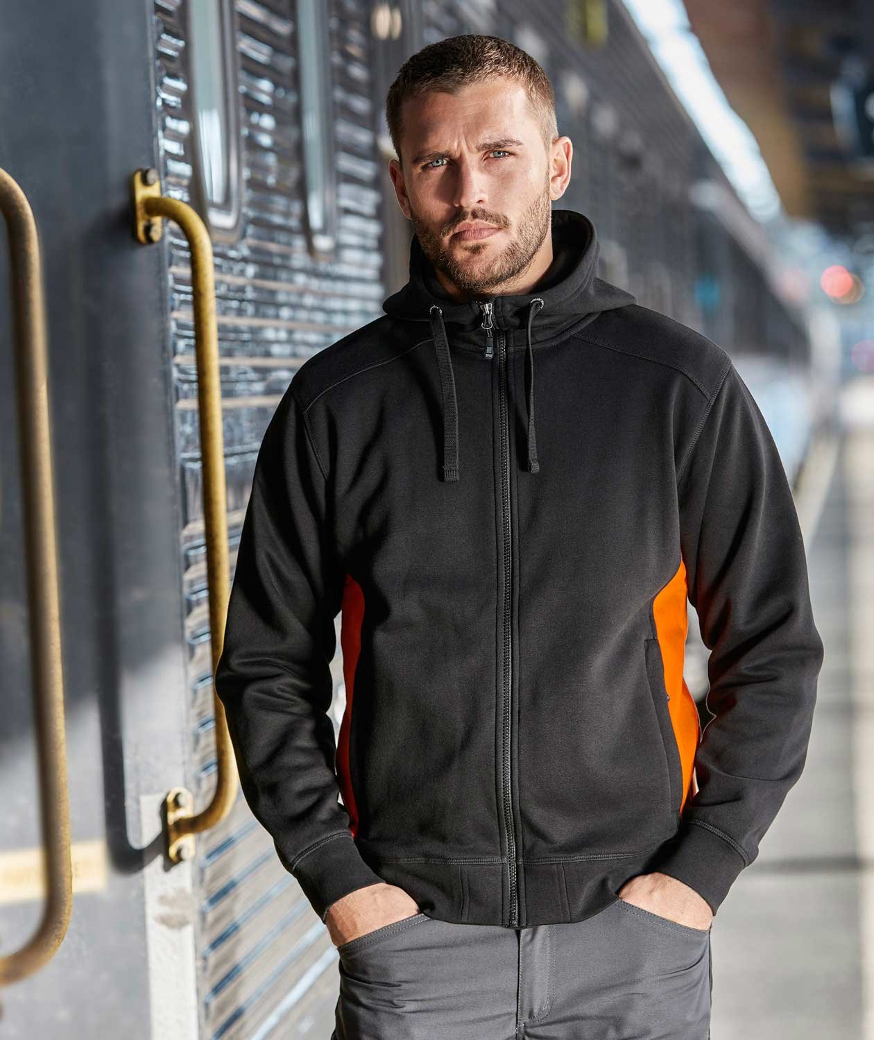 South West Franklin hoodie with full zipper