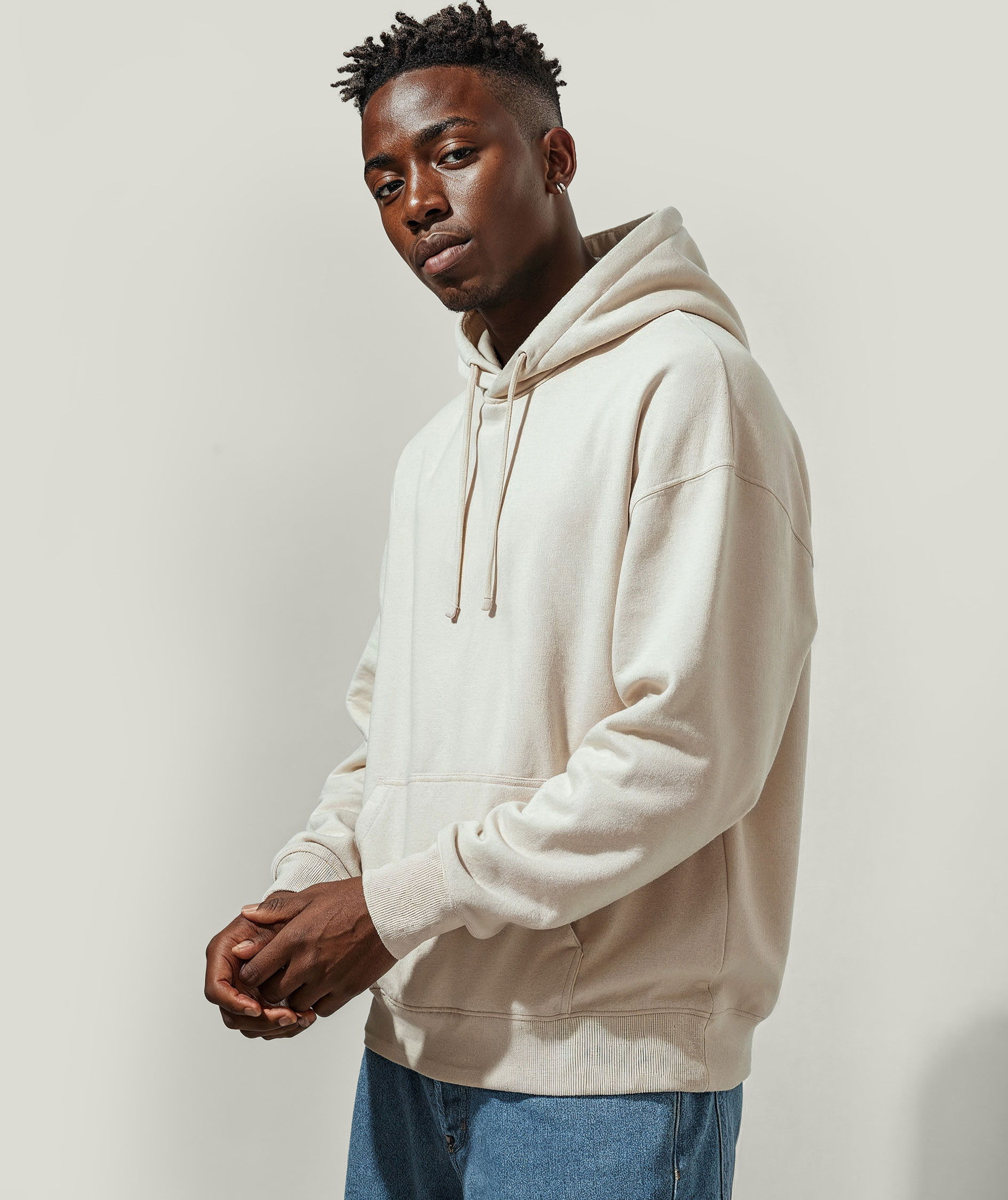 UM Loose fit hettegenser