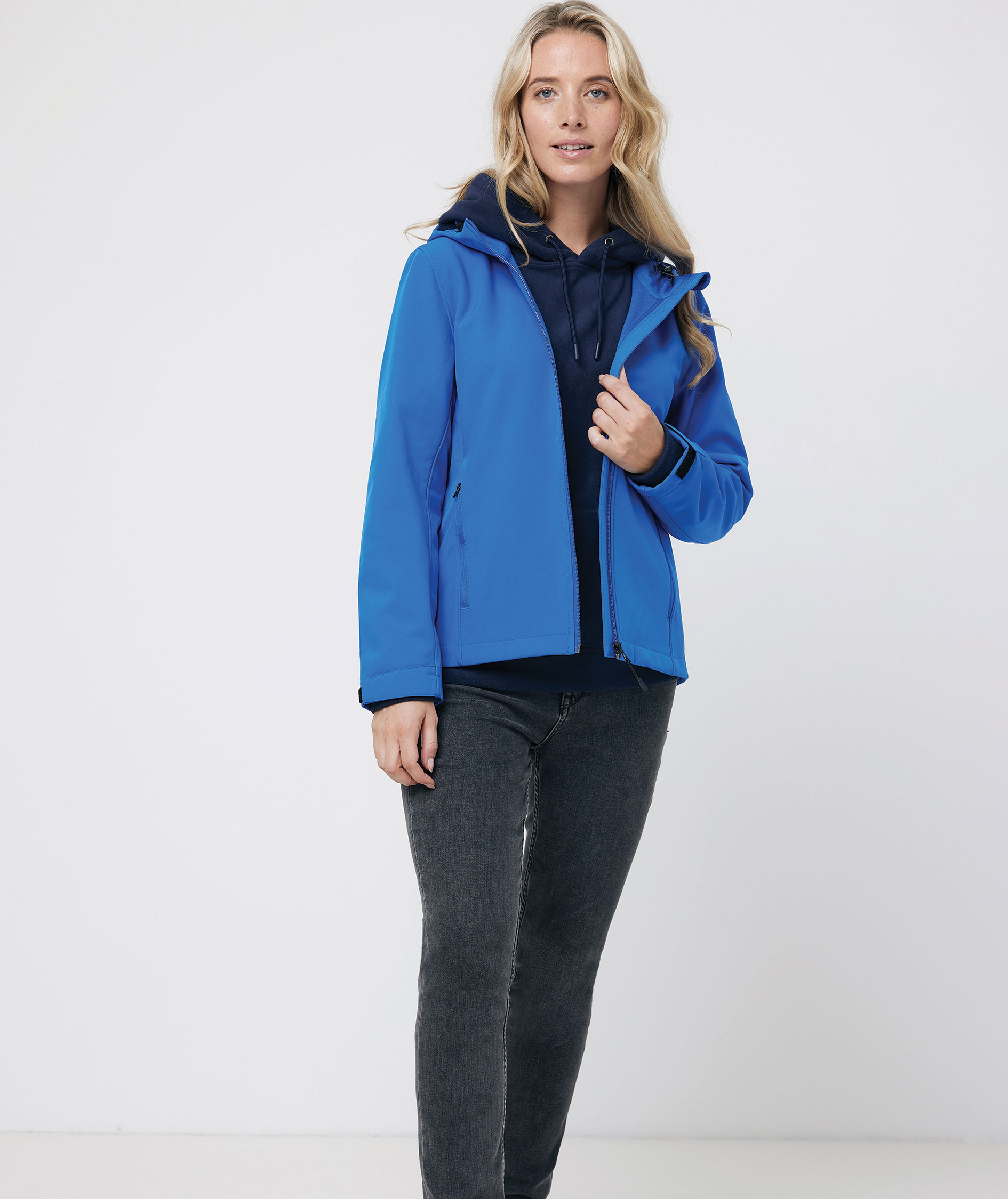 Iqoniq Makalu women's softshell jacket