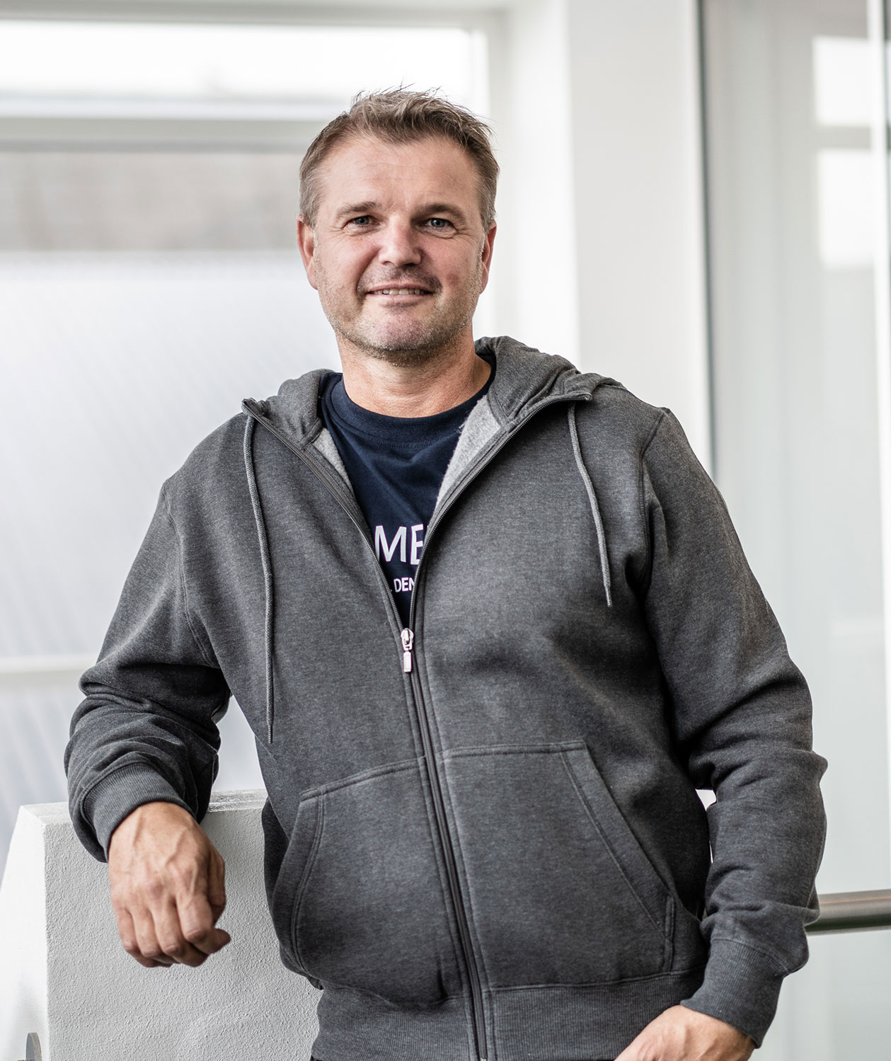 Roberto hoodie with full zipper