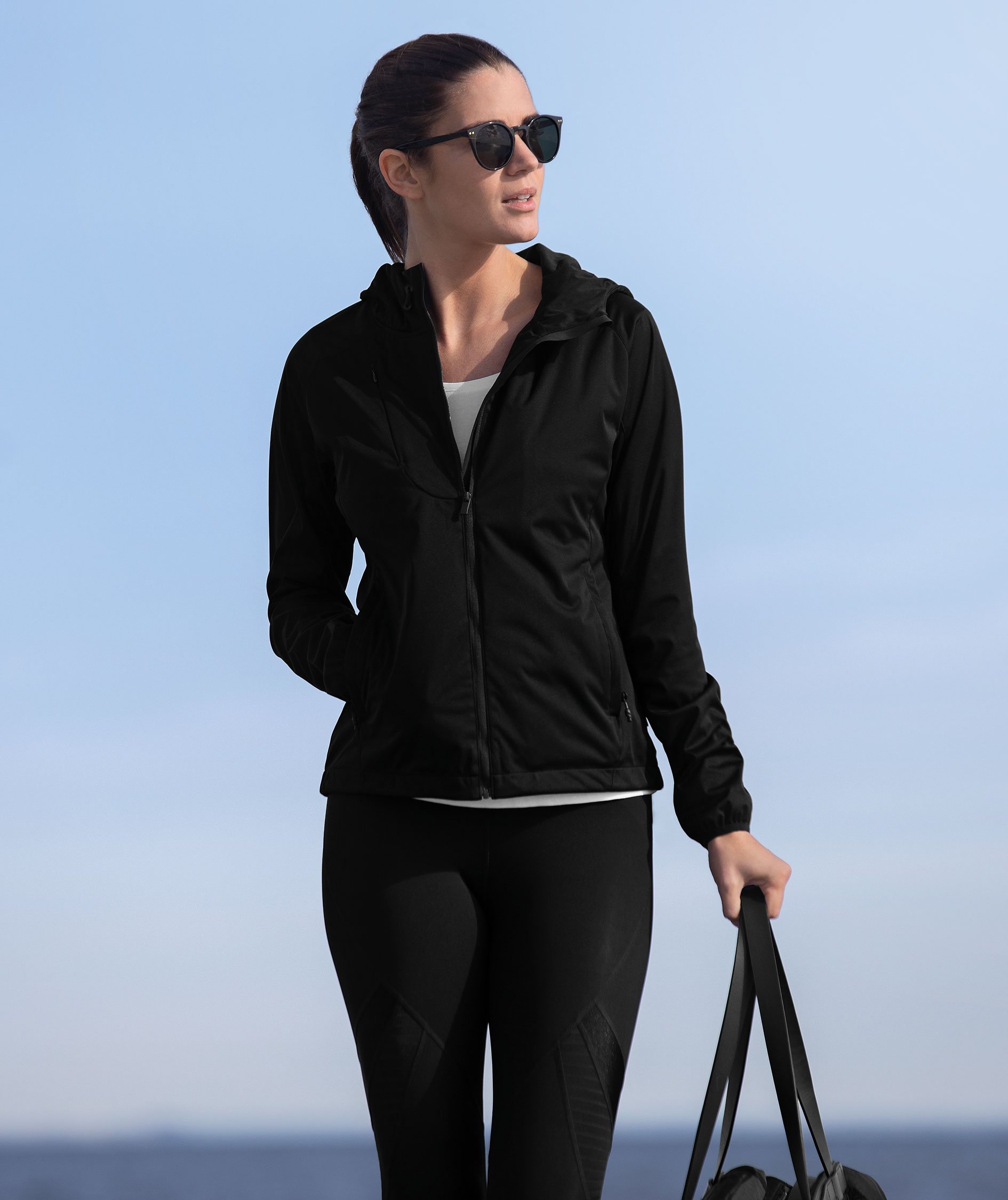 Nimbus Play Fargo l&auml;ttvikt softshelljacka dam, Svart