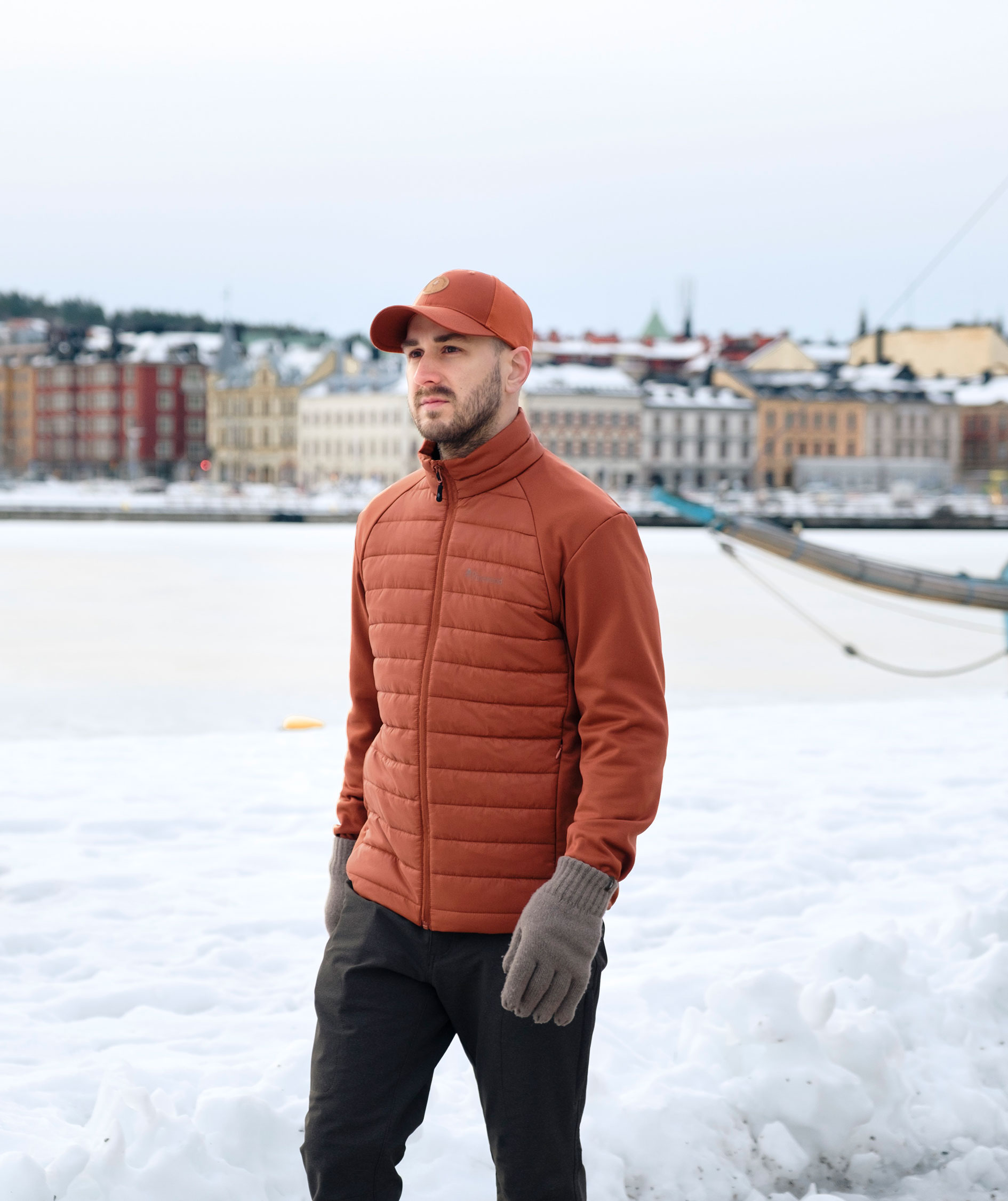 Pinewood Finnveden Hybrid kasket