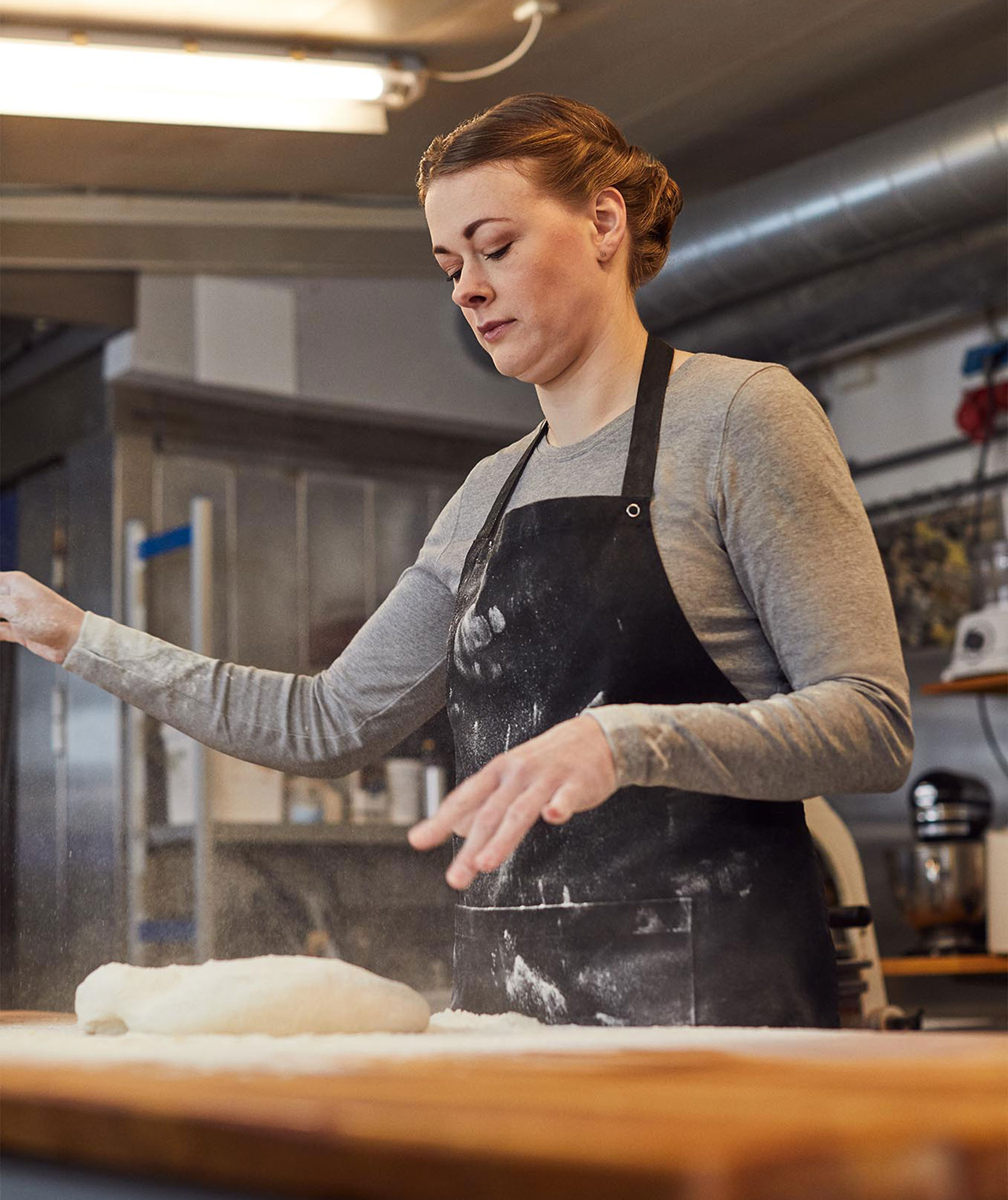 ID bib apron with pocket, Black, Black, large image number 1