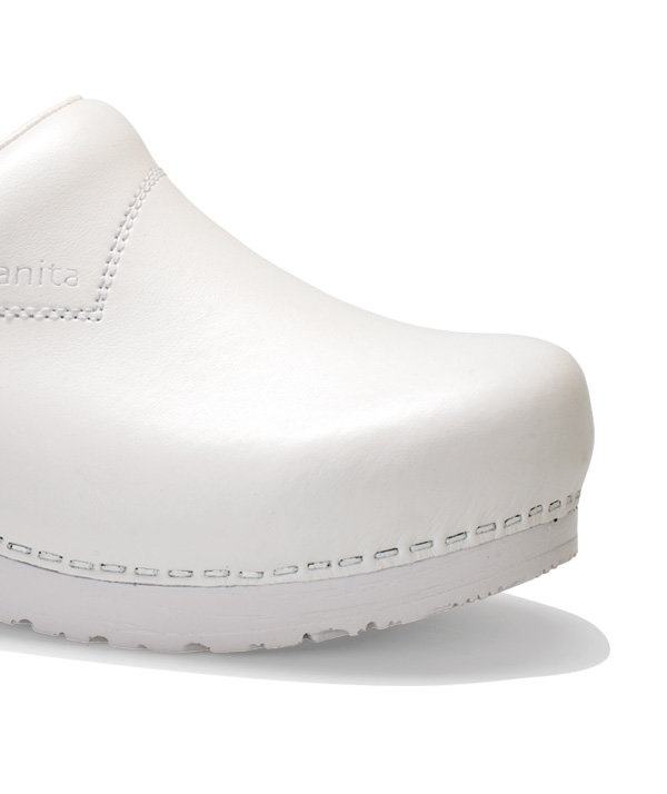 Sanita San Flex tr&auml;skor med h&auml;lkappa O2, Vit