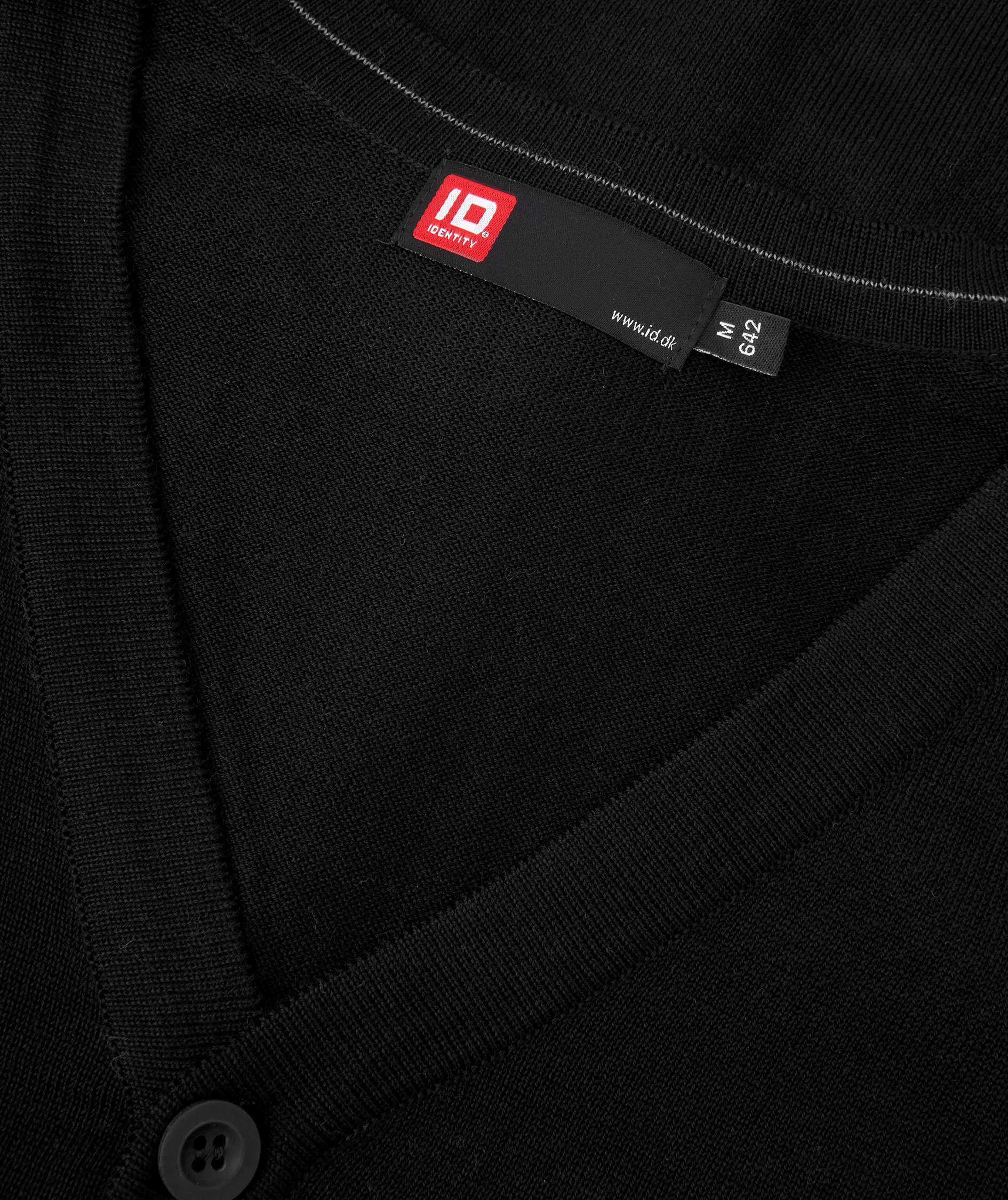 ID stickad cardigan med merinoull, Svart, large image number 3