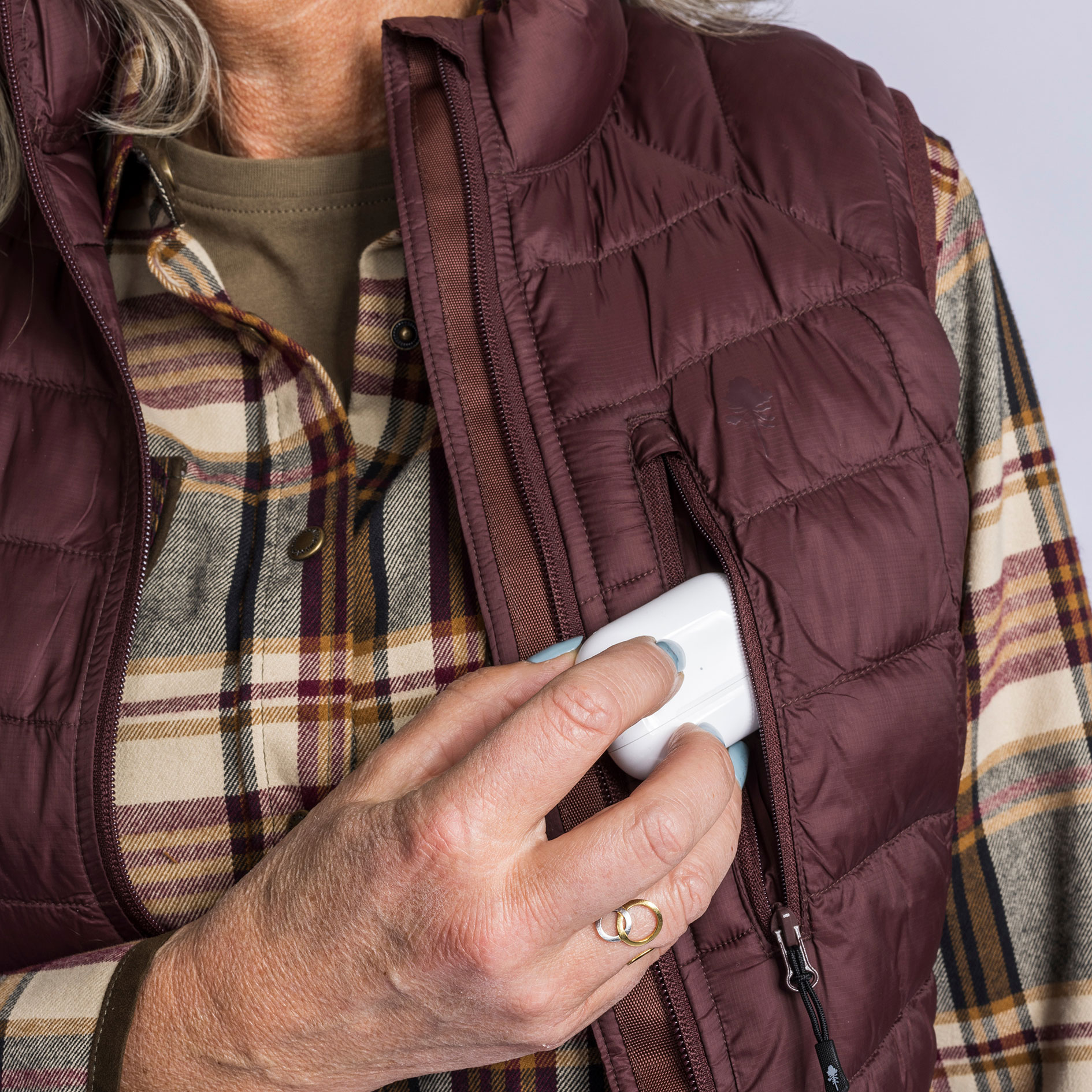 Pinewood Abisko Insulation vatteret damevest, Earth Plum, large image number 5