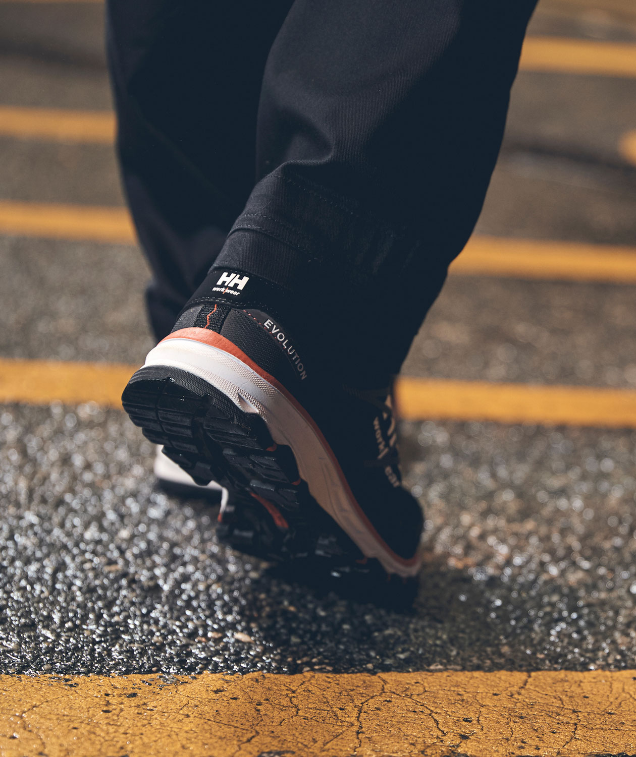 Helly Hansen Luna Low safety shoes S3, Black/Orange, large image number 2