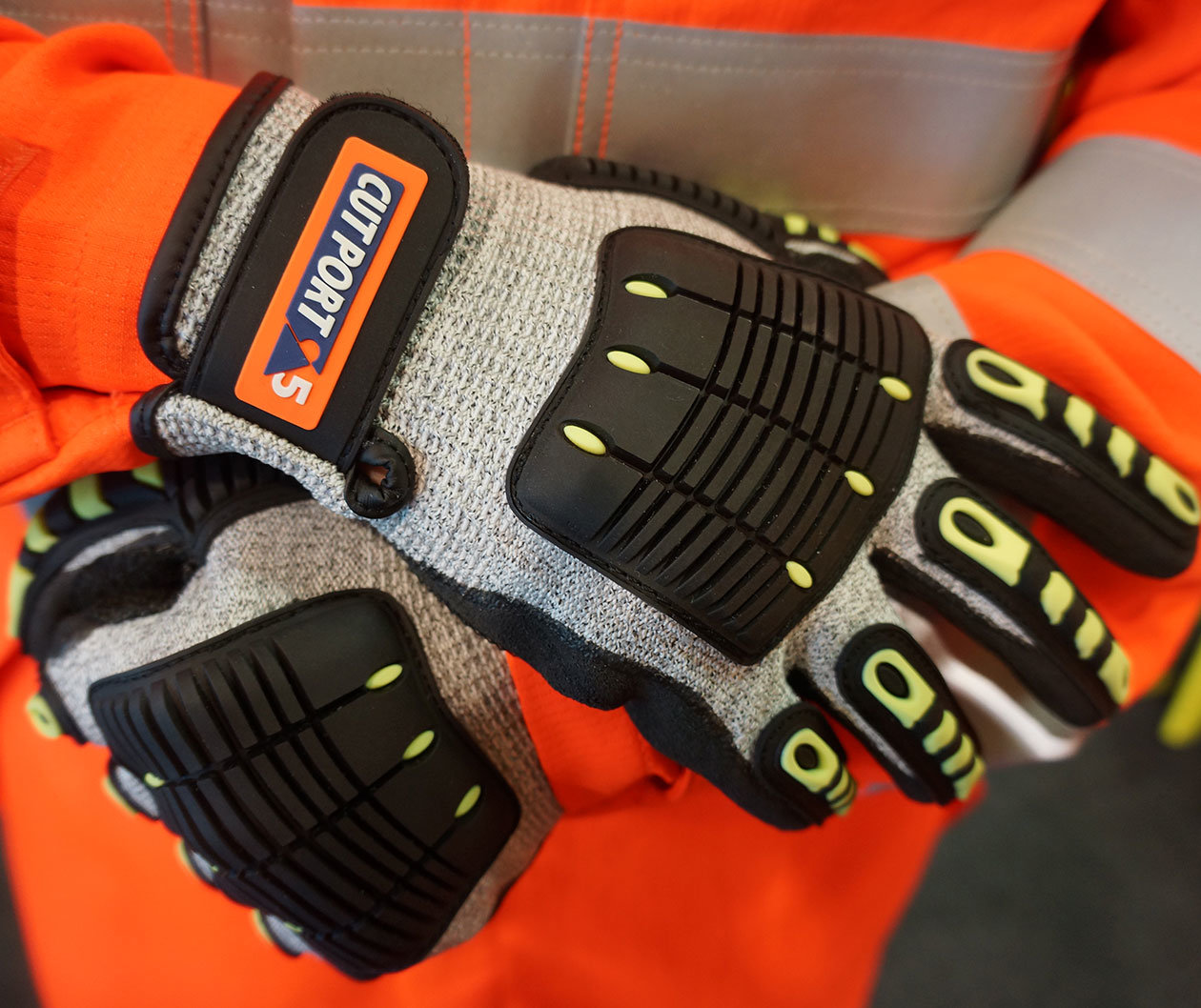 Portwest A722 Slagdempende skj&aelig;rehansker Cut C, Svart/Gr&aring;, large image number 3