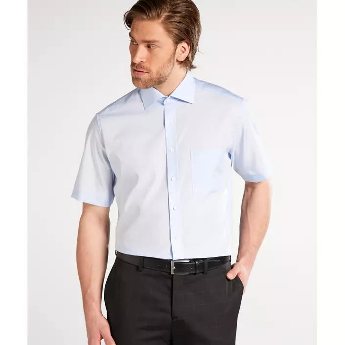 Eterna Modern fit kortärmad Poplin skjorta, Ljus Blå, large image number 1