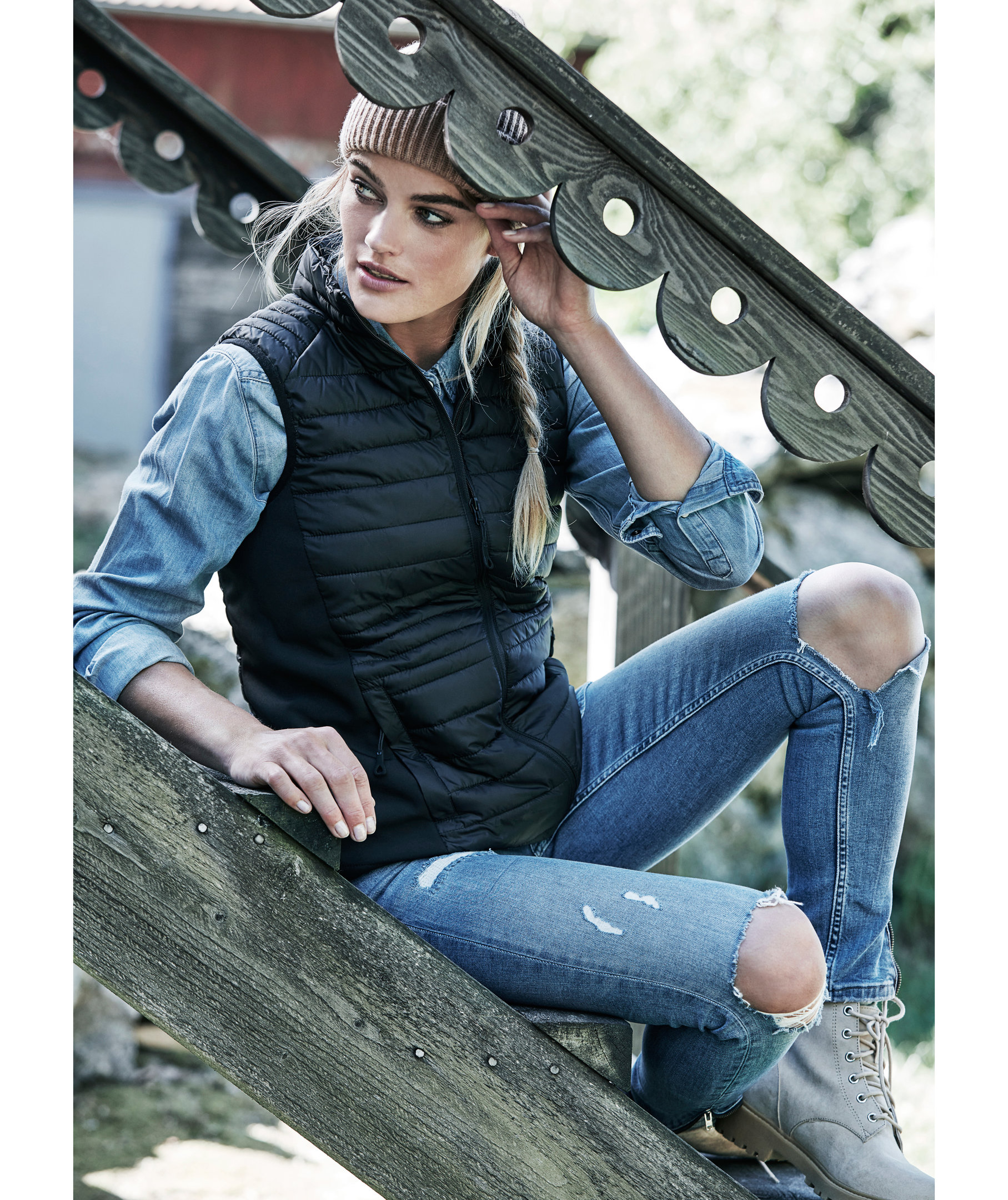 Tee Jays Crossover women's bodywarmer/vest, Black, large image number 2