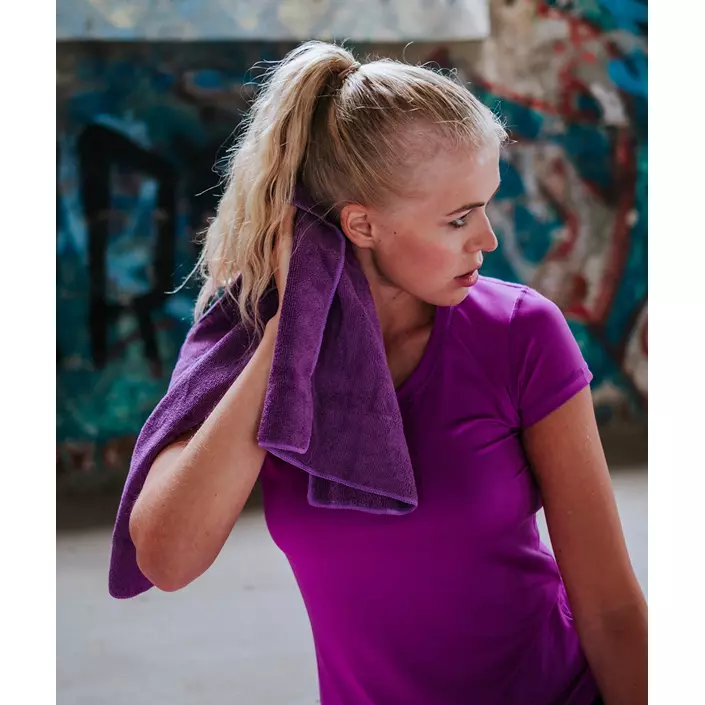 Momenti Sports towel, Purple, Purple, large image number 1