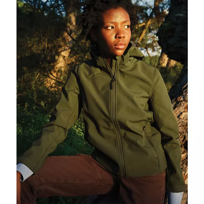 Iqoniq Makalu softshelljacka dam, Khaki, large image number 1