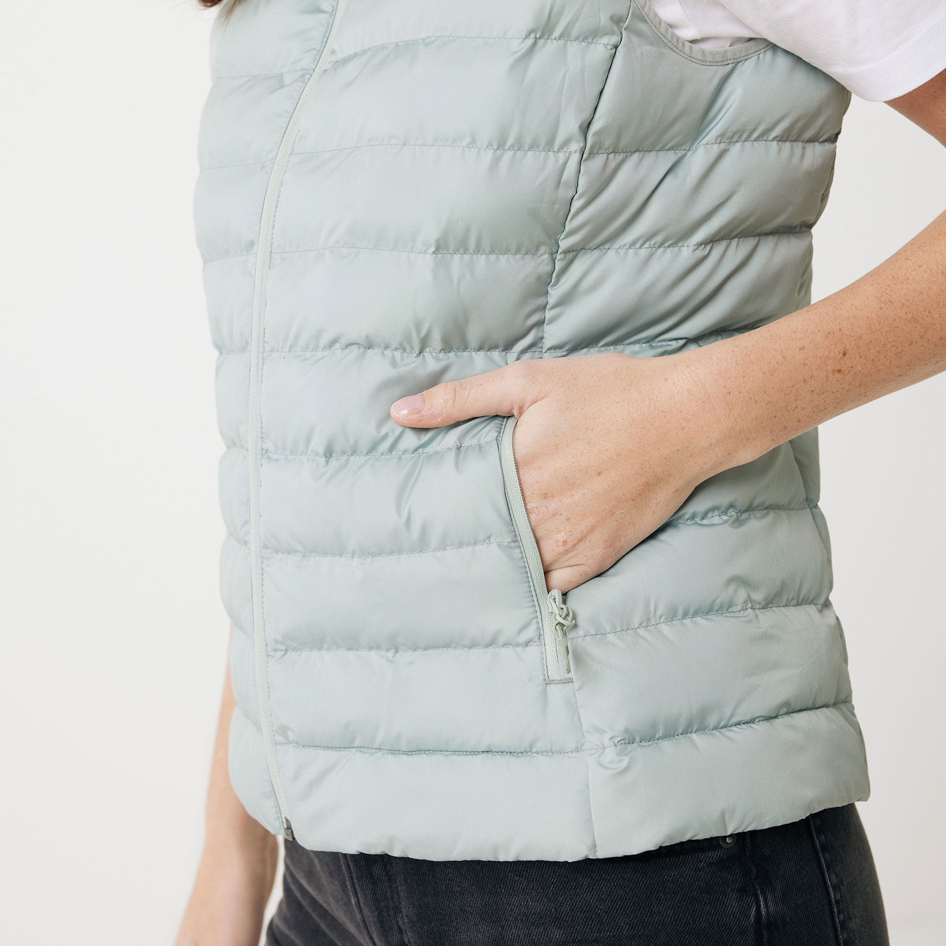 Iqoniq Meru dame vest, Iceberg Green, large image number 4