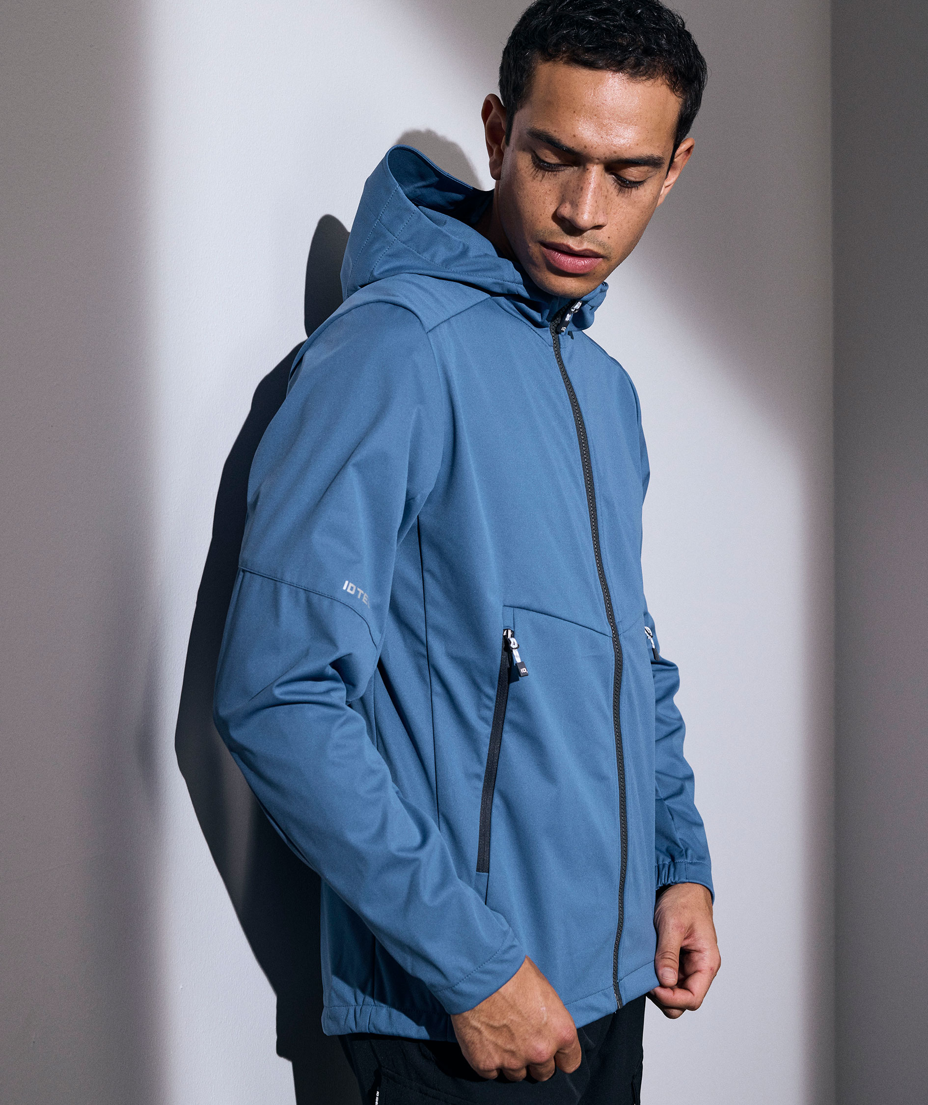 ID l&auml;tta softshelljacke