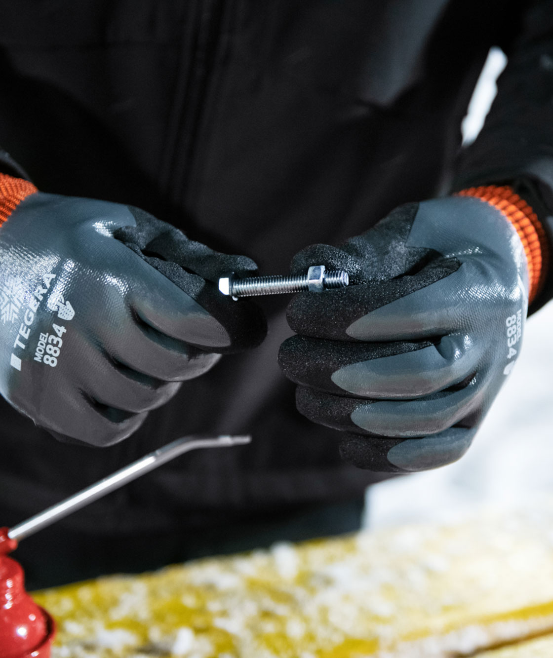 Tegera 8834 winter work gloves