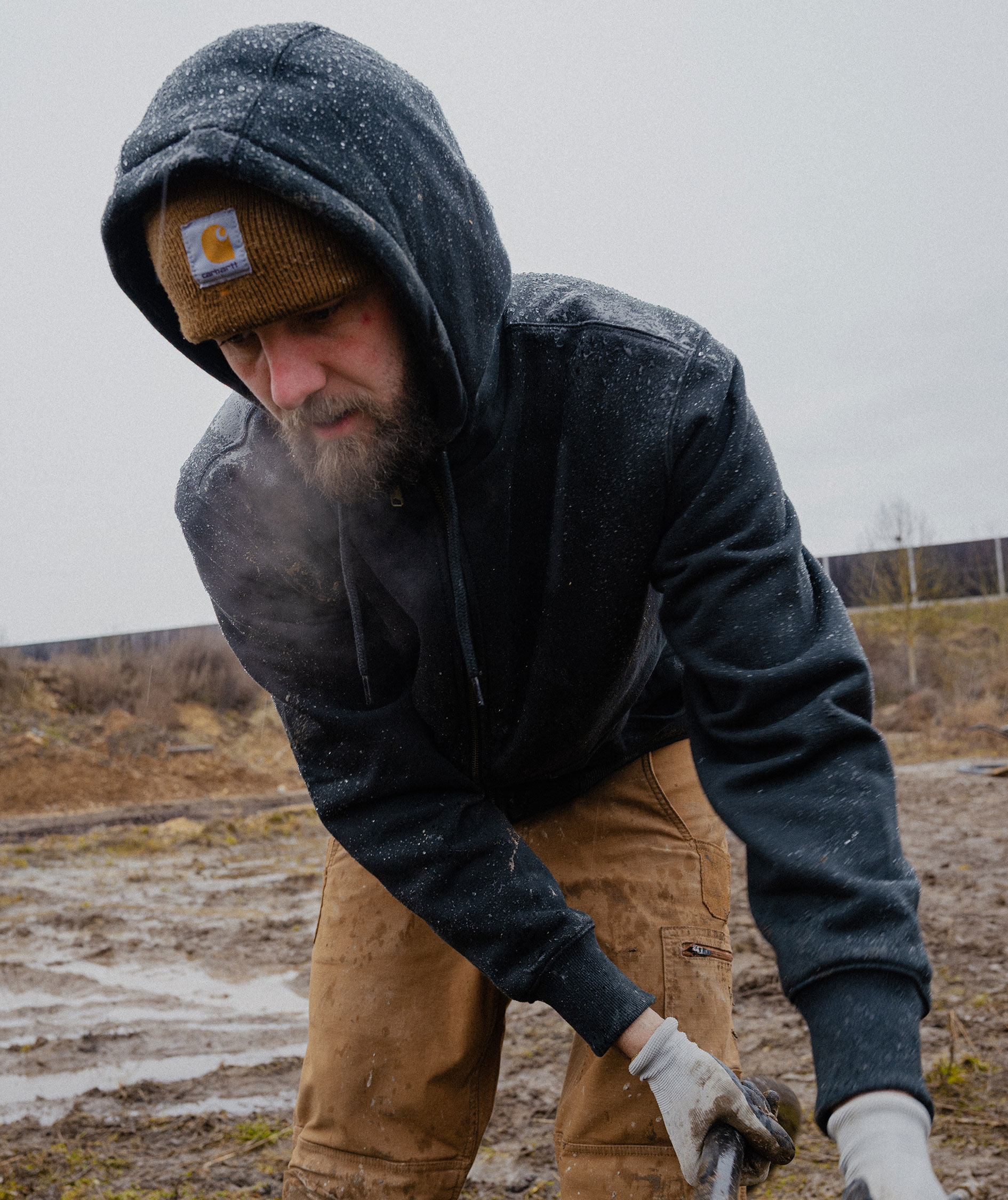 Carhartt Midweight huvtr&ouml;ja, Black