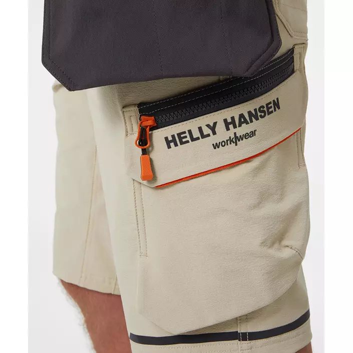 Helly Hansen Kensington craftsman shorts full stretch, Sand/Ebony, large image number 4