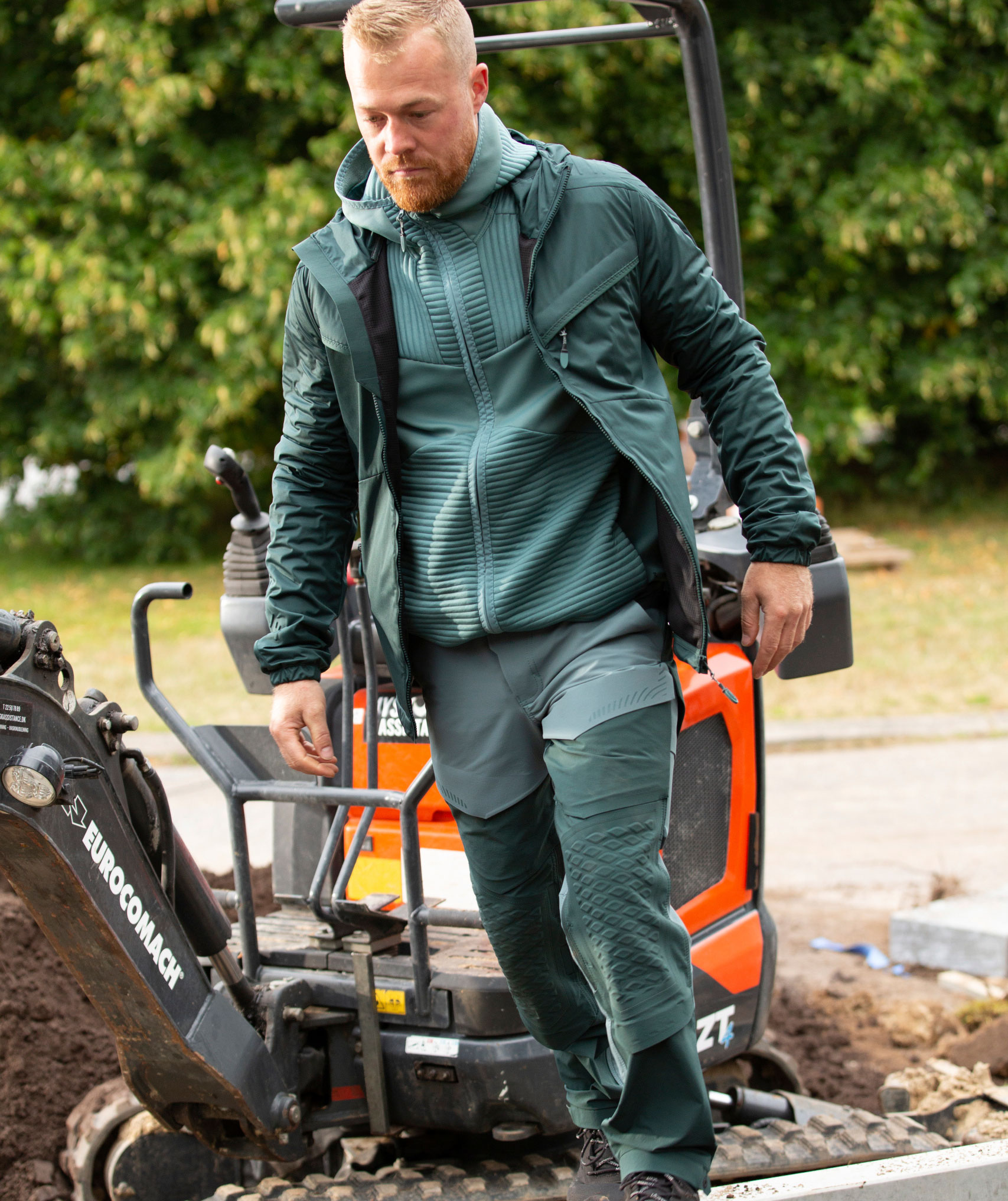 Mascot Customized fleece sweater