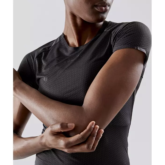 Craft PRO Dry Nanoweight dame T-shirt, Black, large image number 4