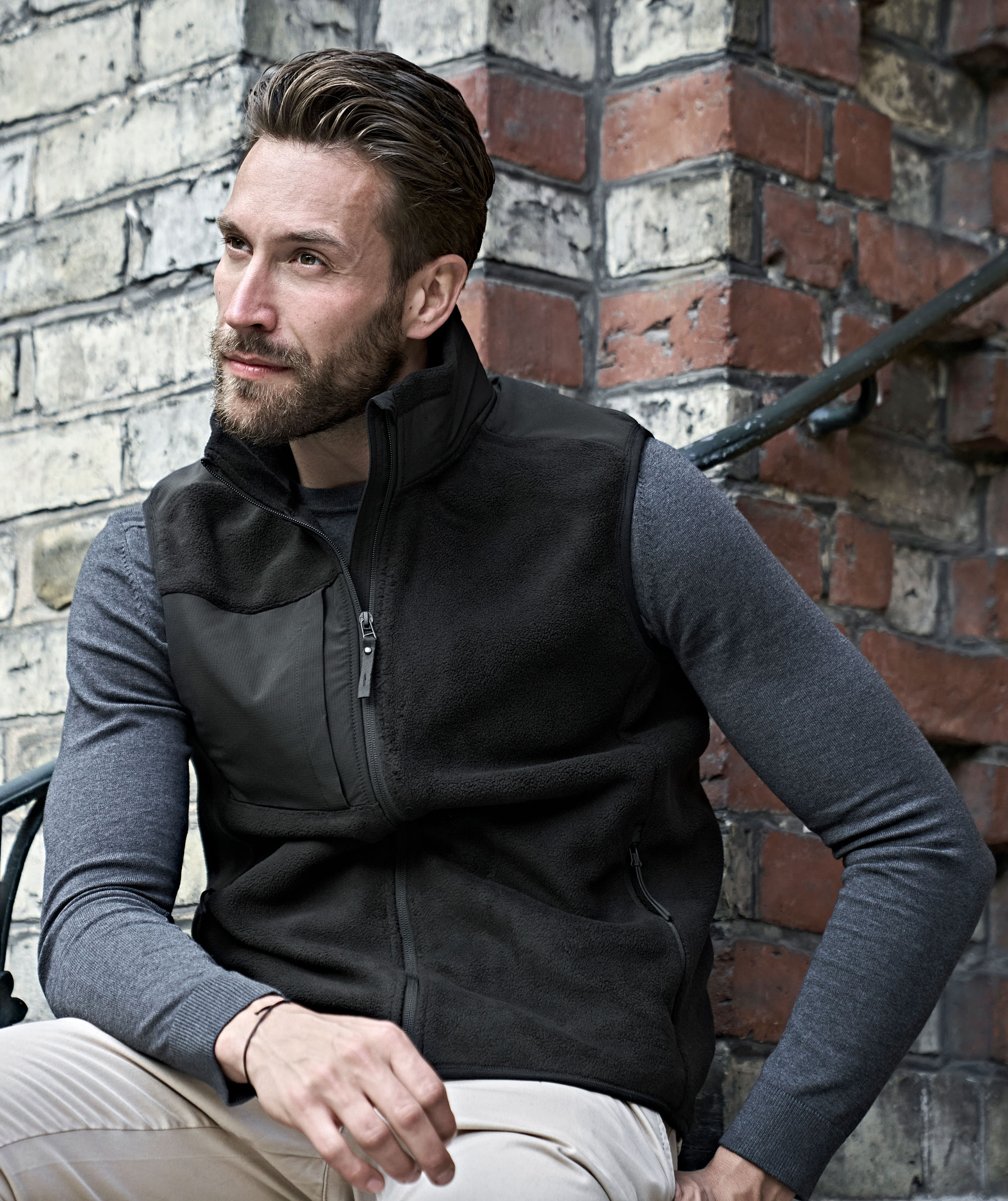 Tee Jays mountain fleece vest, Black, large image number 5