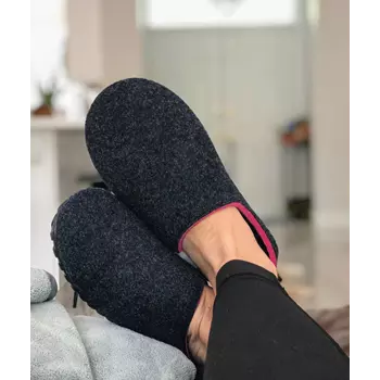 Gumbies Outback Slipper slippers, Navy/Pink