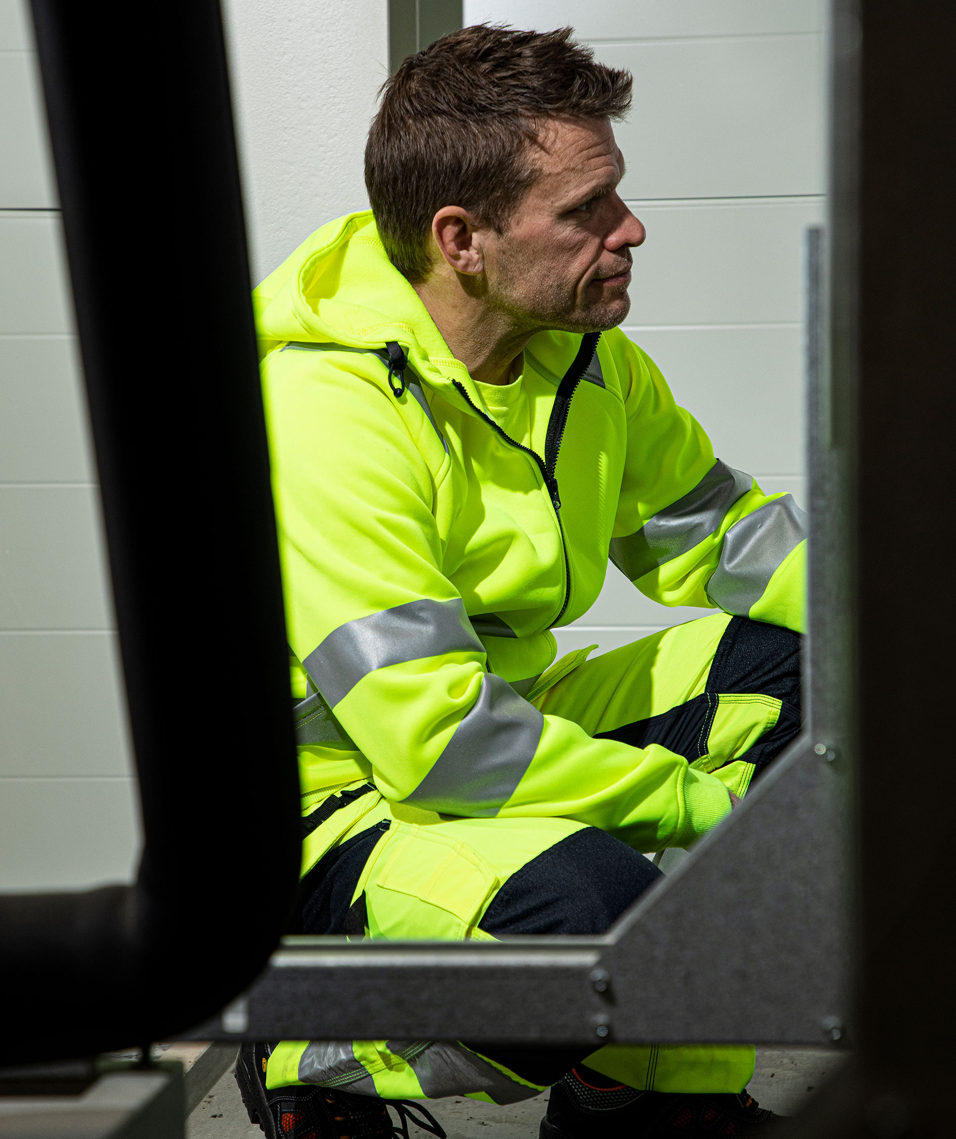 ProJob h&aelig;ttetr&oslash;je med lynl&aring;s, Hi-vis Gul/Sort, large image number 4