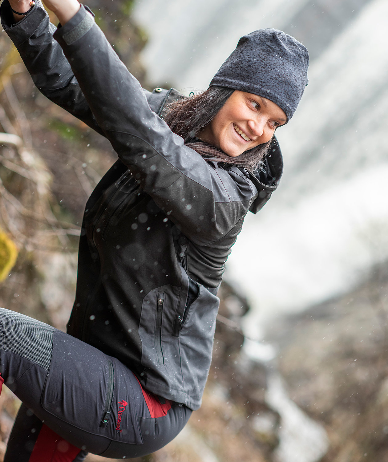 Pinewood&nbsp;Finnveden Hybrid Extreme damejakke