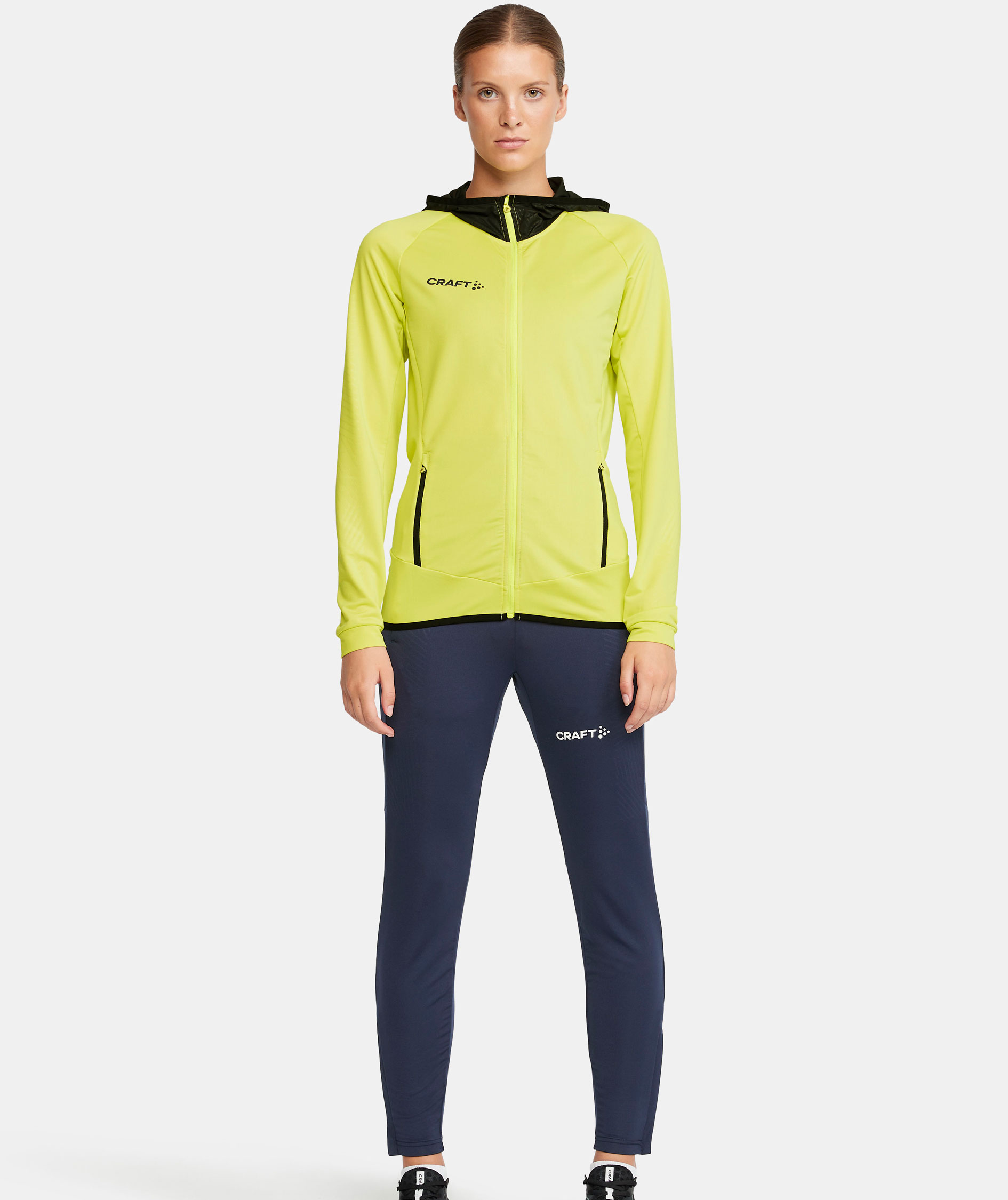 Craft Extend dame h&aelig;ttetr&oslash;je med lynl&aring;s