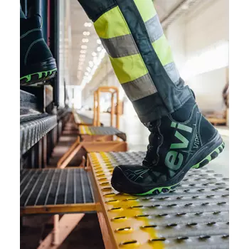 Sievi ViperX Roller H+ women's safety boots S3, Black/Green