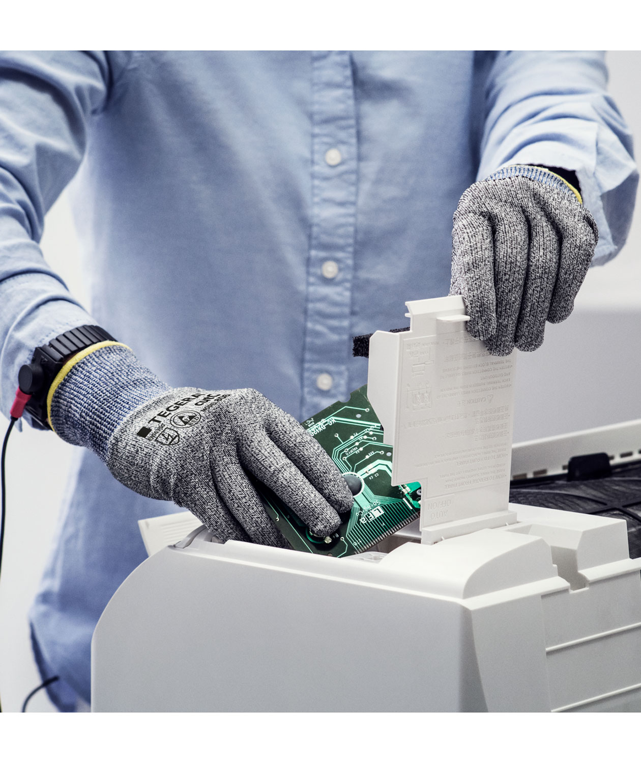 Tegera 806 ESD cut protection gloves Cut C