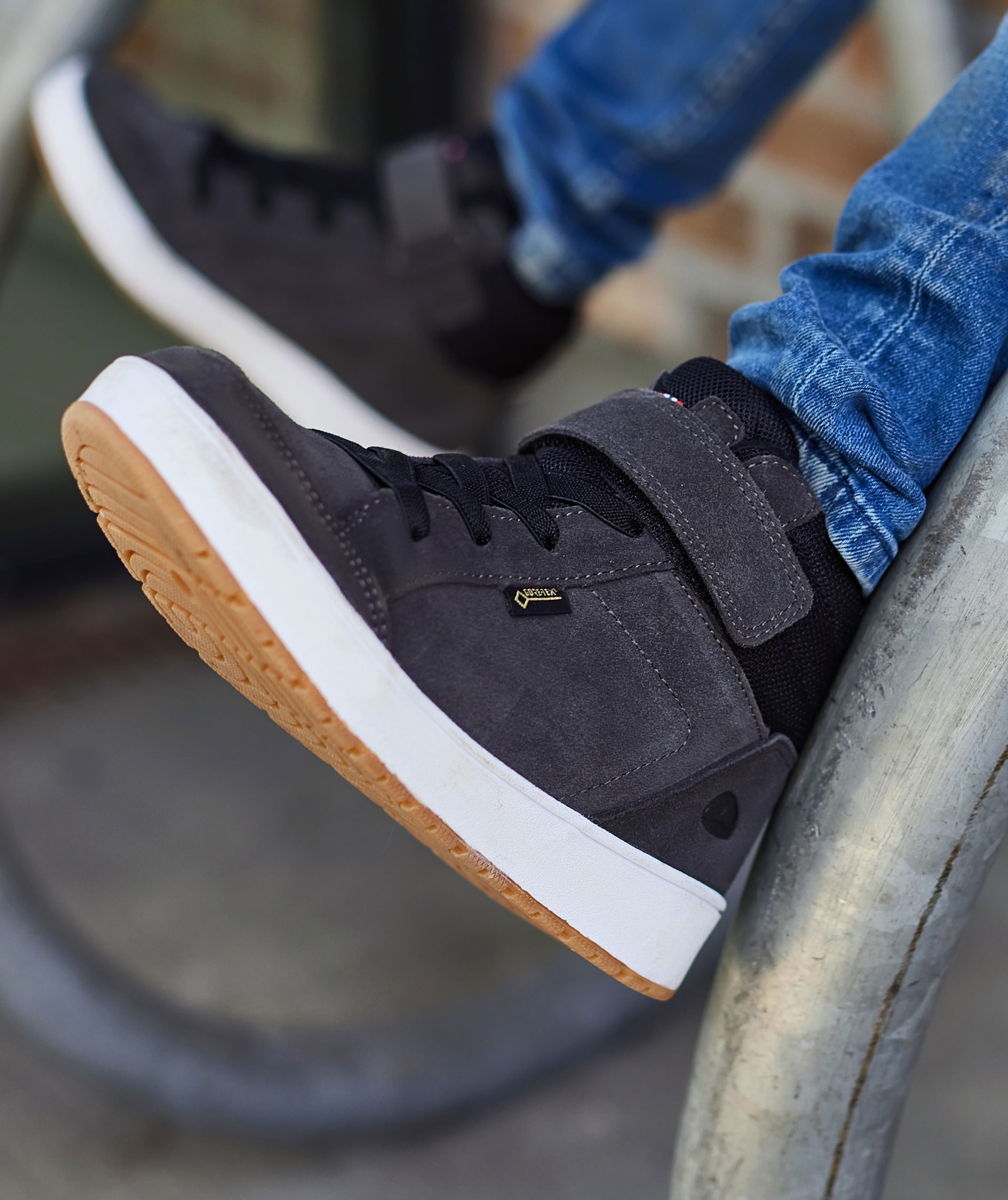 Viking Eagle Mid GTX Warm Jr vinterst&ouml;vlar, Black