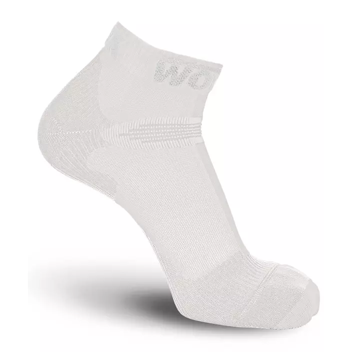 Worik Tout-Court ankle socks, White, large image number 0