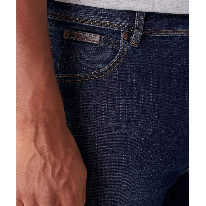 onsdag retfærdig apparat Køb Wrangler Texas Slim jeans hos billig-arbejdstøj.dk