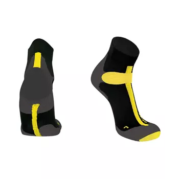 Worik Tout-Court ankle socks, Yellow