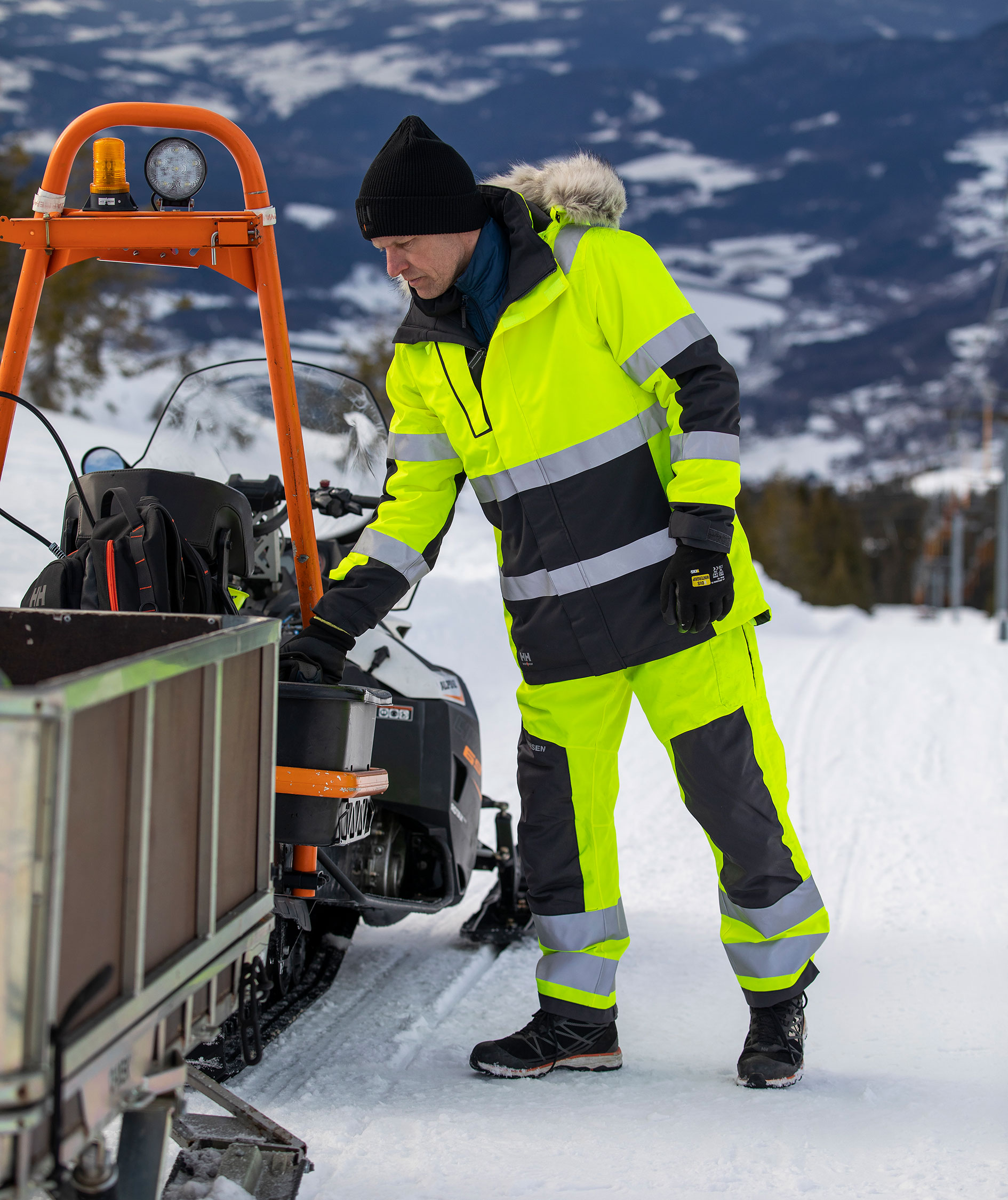 Helly Hansen Alna 2.0 parka, Hi-vis yellow/charcoal, large image number 8