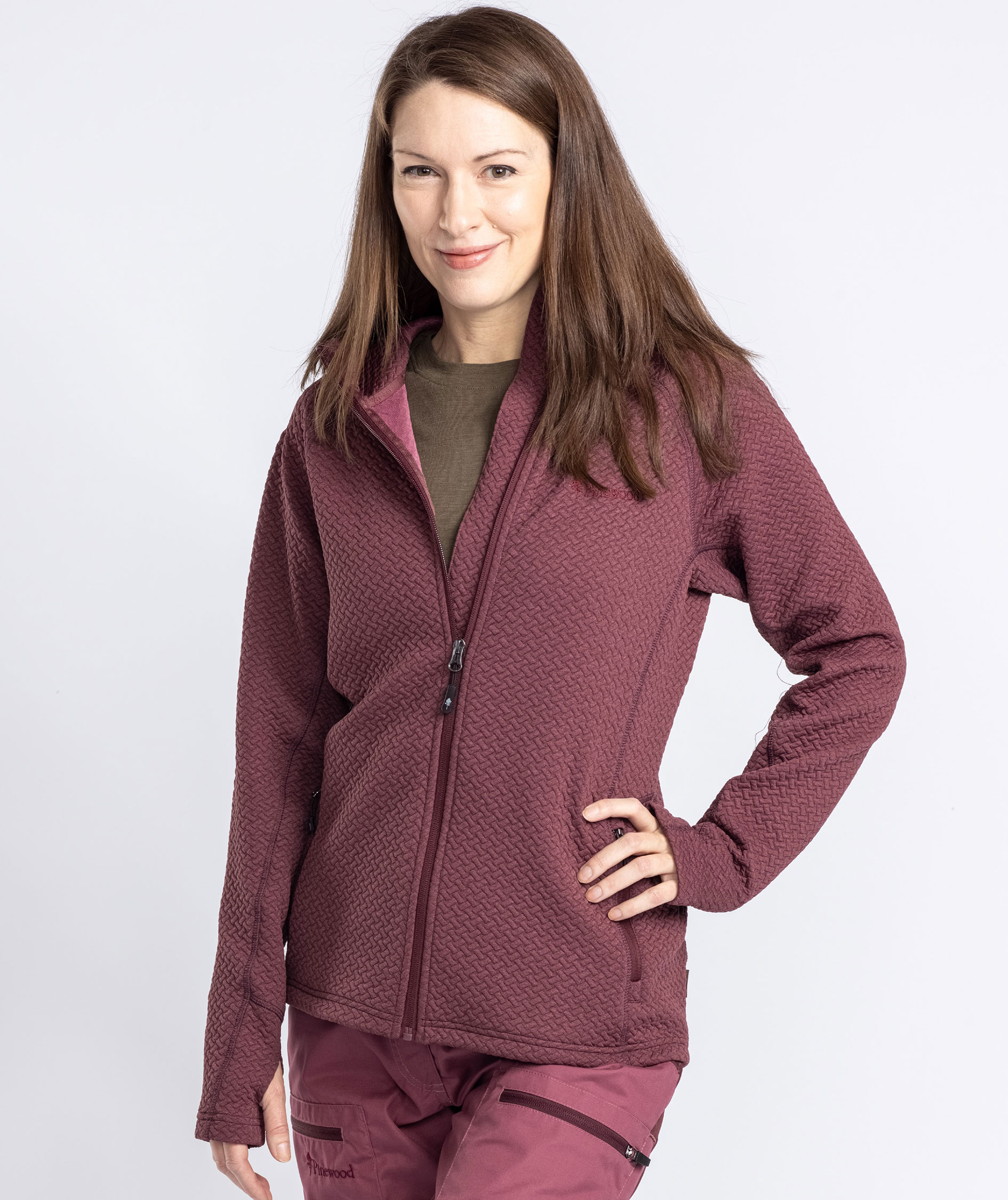 Pinewood Everyday Travel dame h&aelig;ttetr&oslash;je med lynl&aring;s, Earth Plum, large image number 1