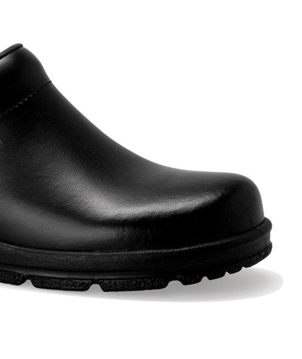 Sanita San Duty tr&auml;skor med h&auml;lkappa O2, Svart