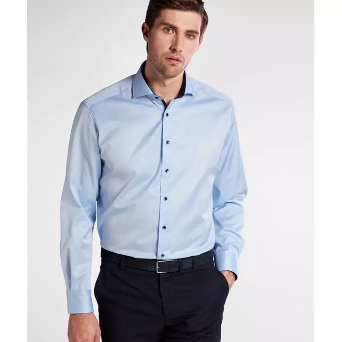 Eterna Cover Comfort fit skjorta med kontrast, Ljus Blå, large image number 1