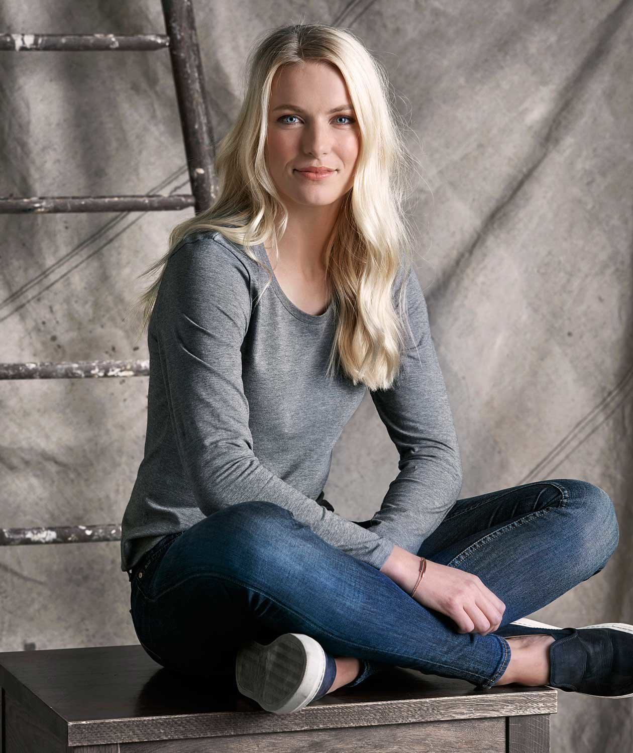 South West Lily organic long-sleeved women's T-shirt, Dark Heather Grey