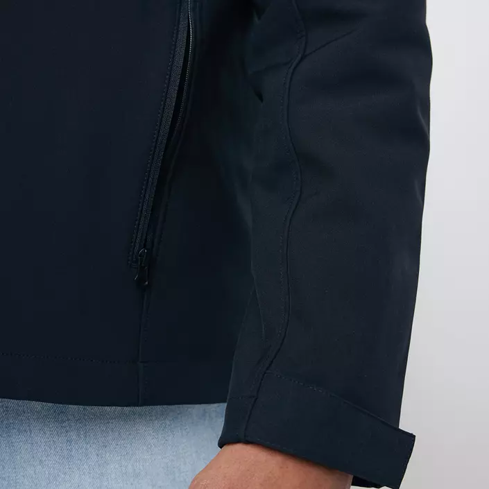 Iqoniq Makalu softshelljacka, Svart, large image number 9