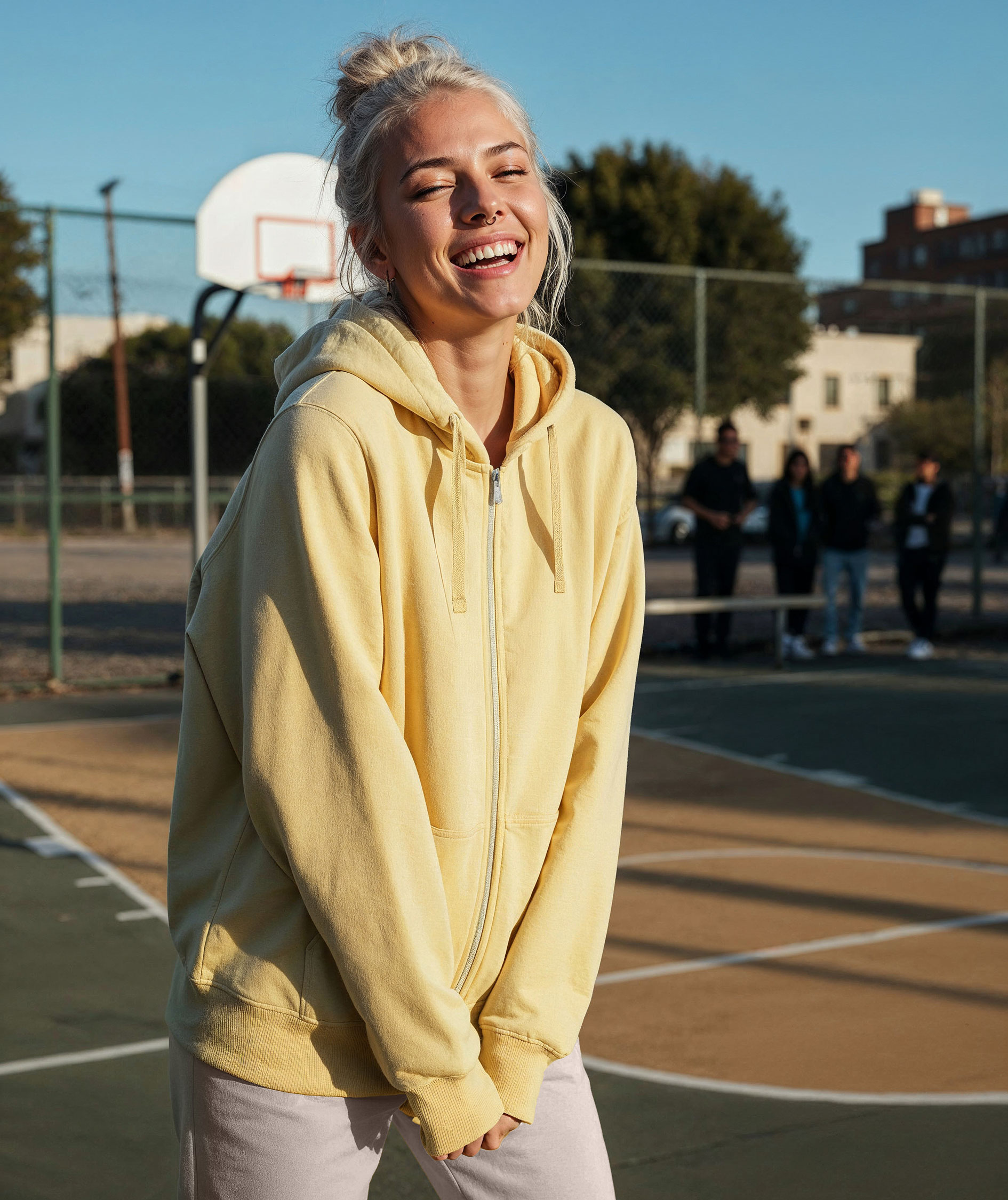 UM Regular Fit Hoodie mit Rei&szlig;verschluss