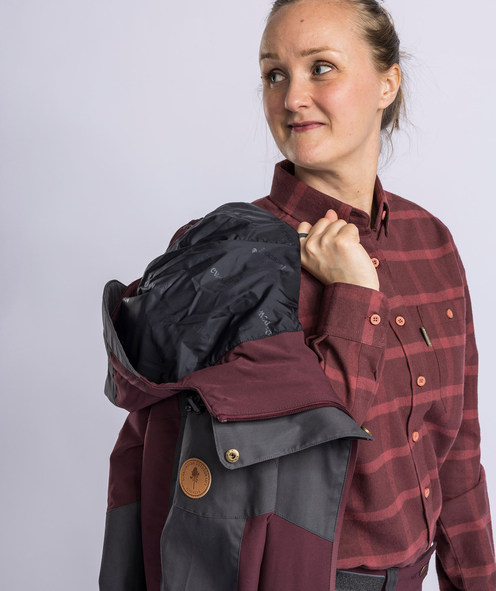 Pinewood&nbsp;Finnveden Hybrid Extreme damejakke, Earth Plum/Dark Anthracite, large image number 4