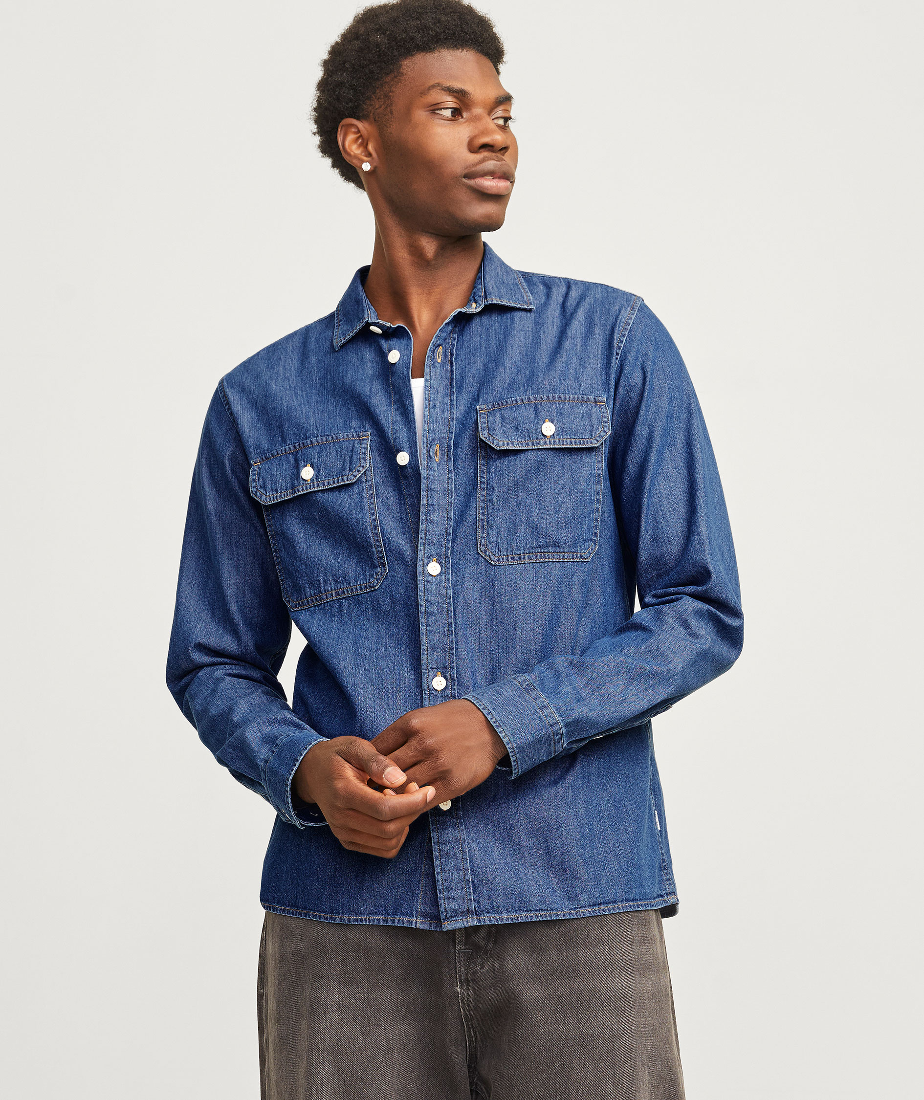 Jack & Jones JJETRAVIS denim shirt, Medium Blue Denim