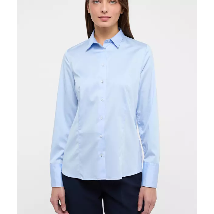 Eterna Satin Stretch dameskjorte - Modern Fit, Light blue, large image number 1