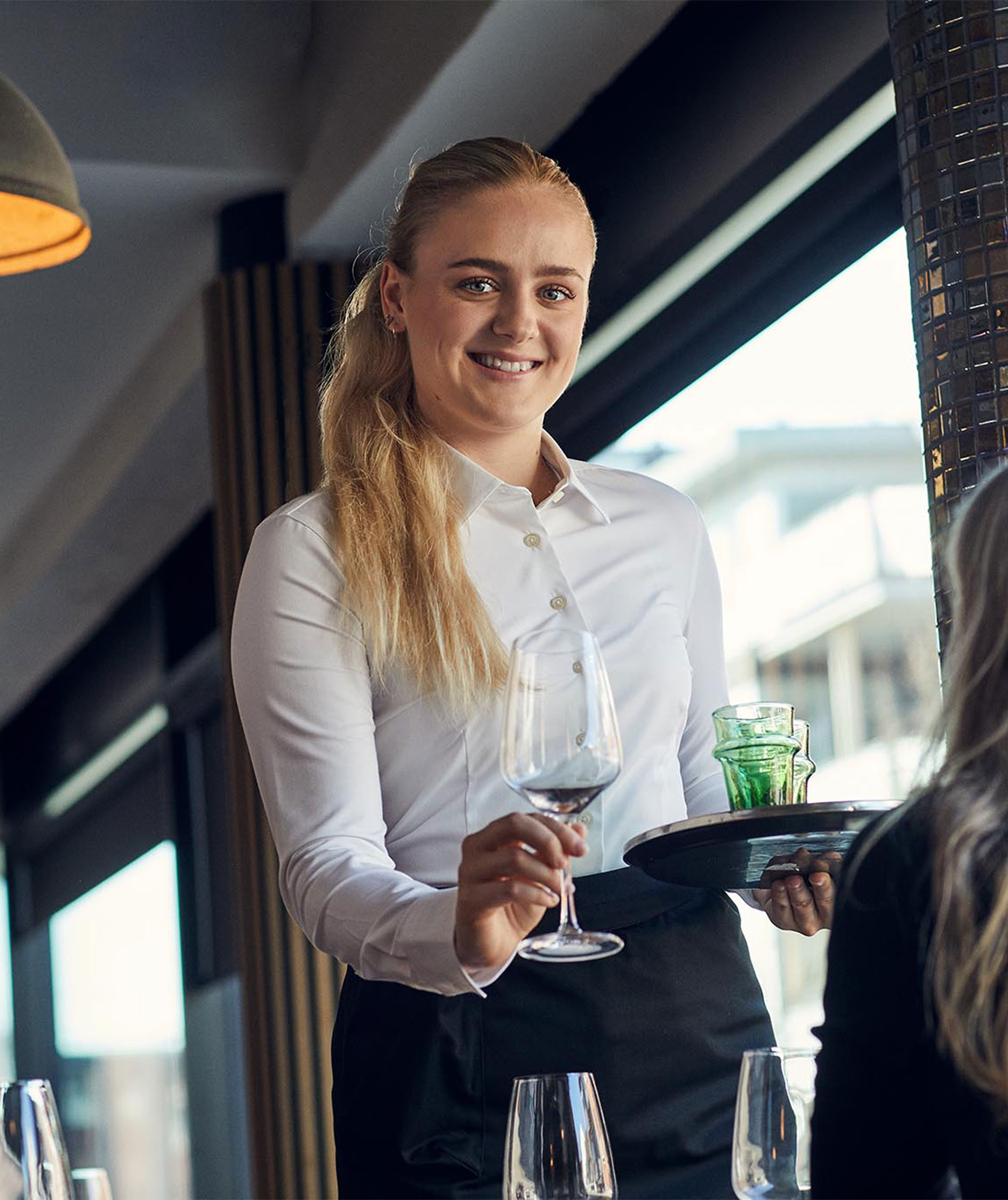 ID apron with pocket, Black