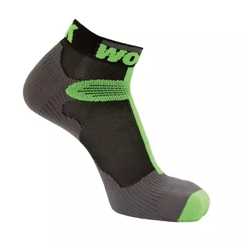 Worik Tout-Court ankle socks, Lime