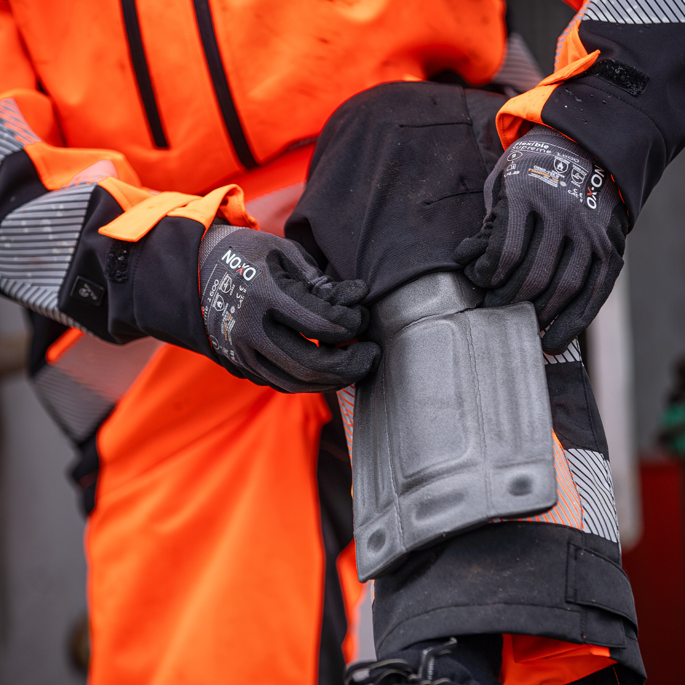 ELKA Visible Xtreme work trousers, Hi-Vis Orange/Black, large image number 2